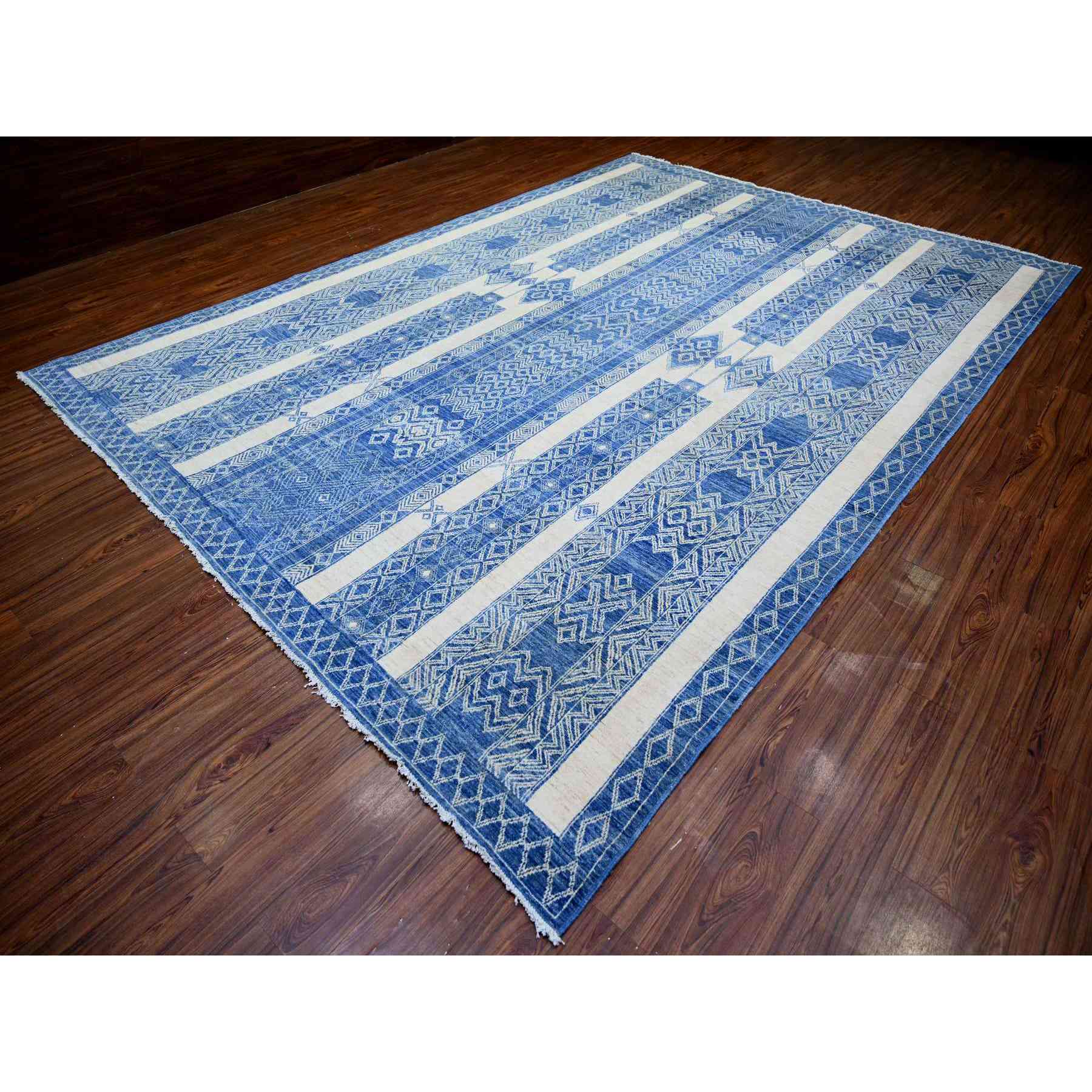 Oushak-And-Peshawar-Hand-Knotted-Rug-370905