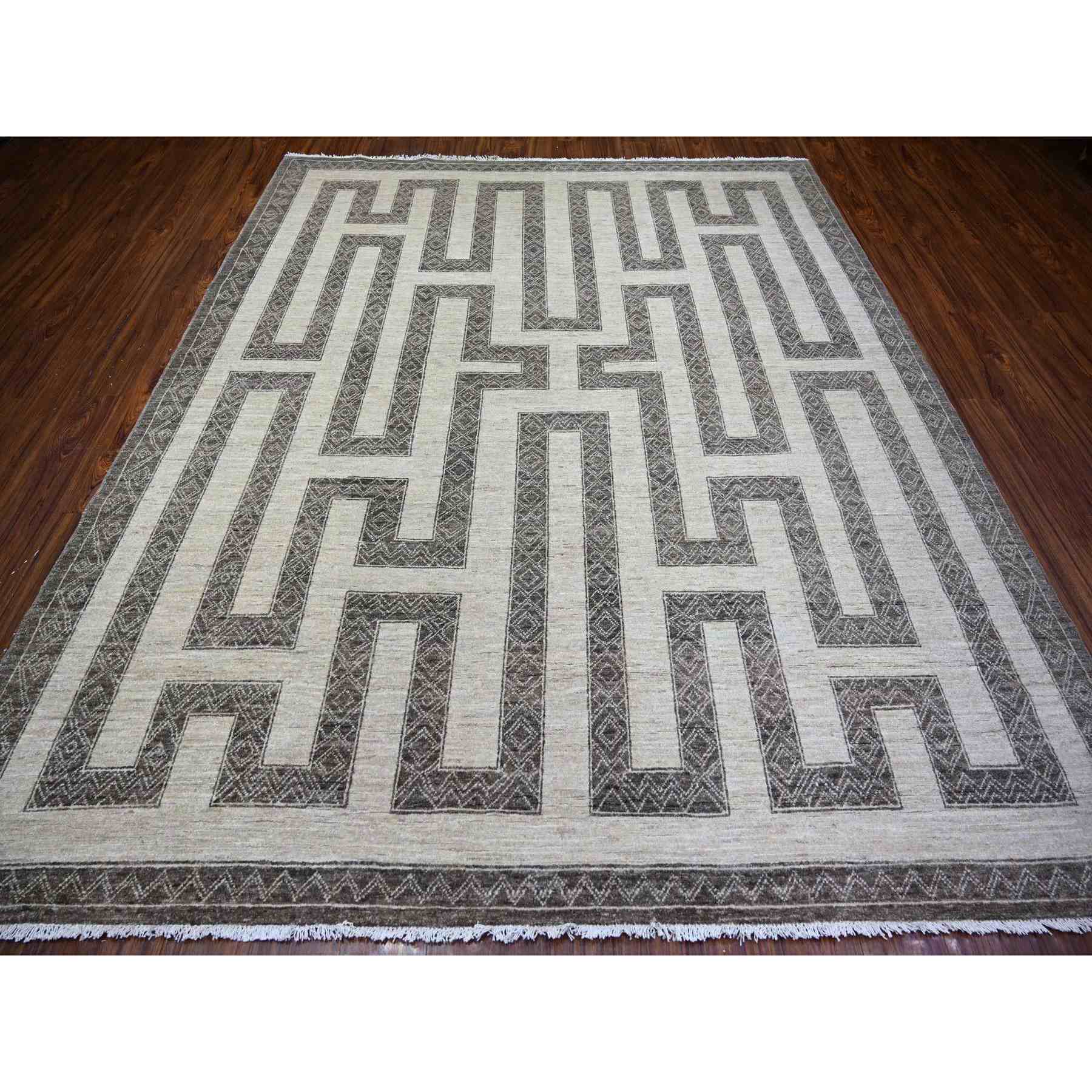 Oushak-And-Peshawar-Hand-Knotted-Rug-370940