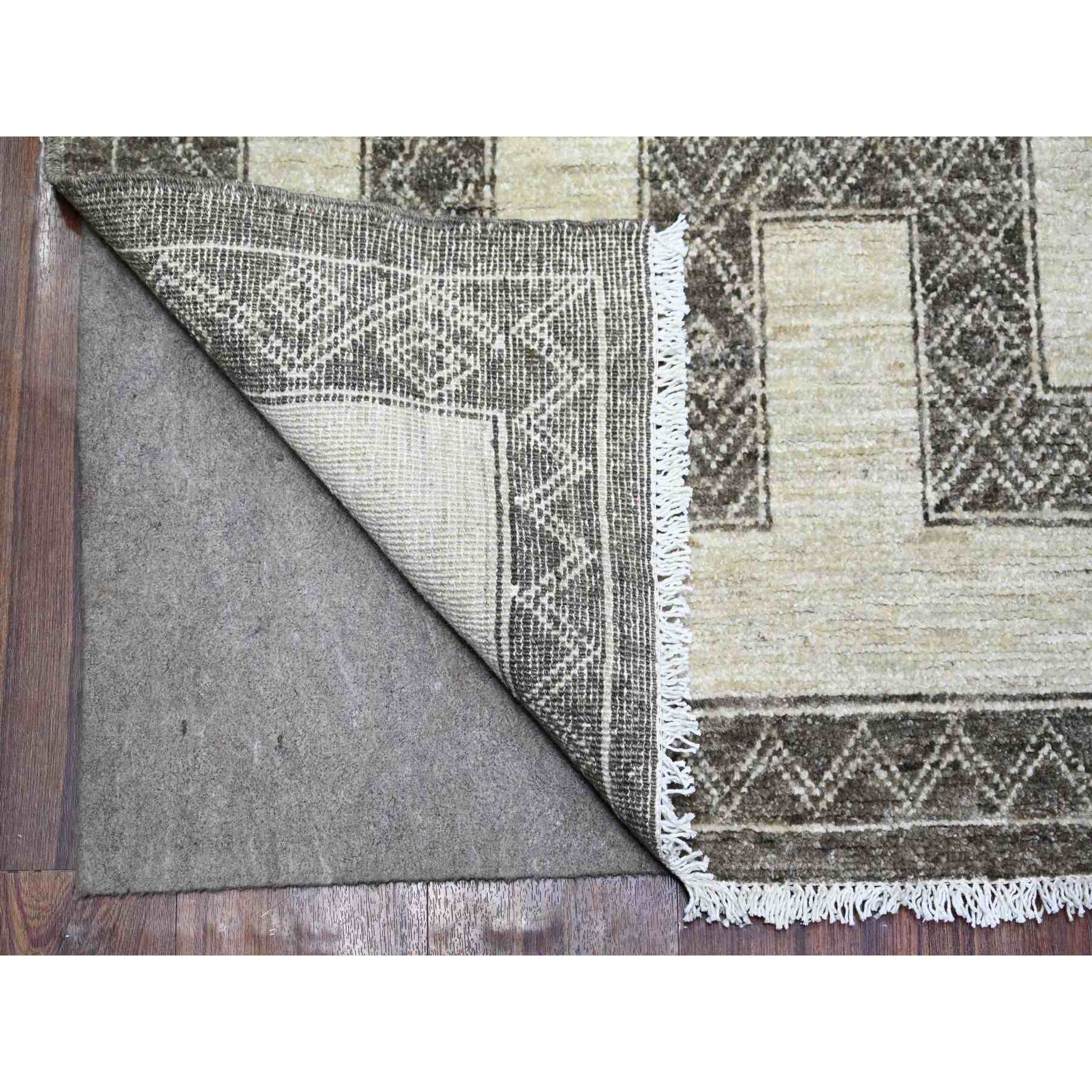 Oushak-And-Peshawar-Hand-Knotted-Rug-370940