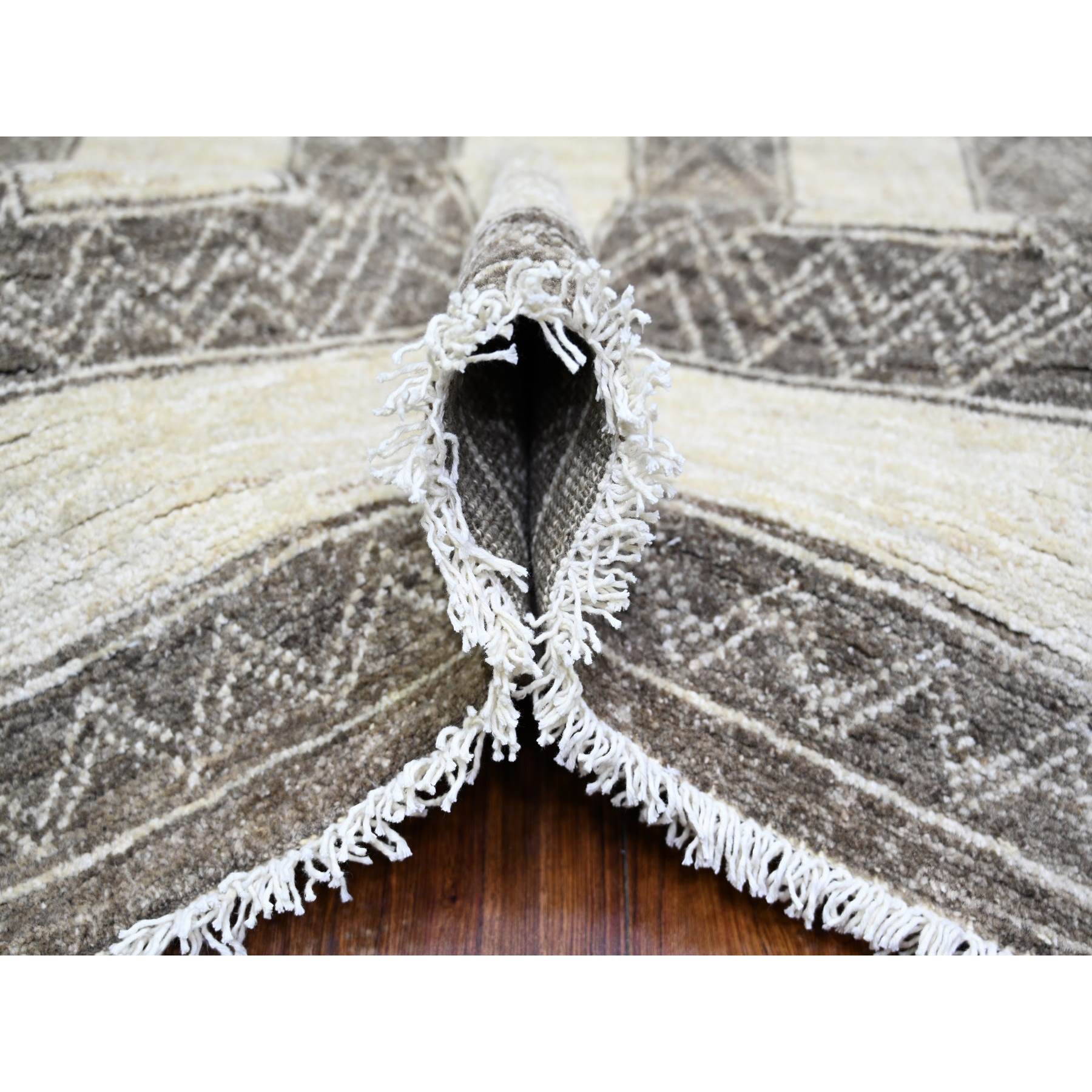 Oushak-And-Peshawar-Hand-Knotted-Rug-370940
