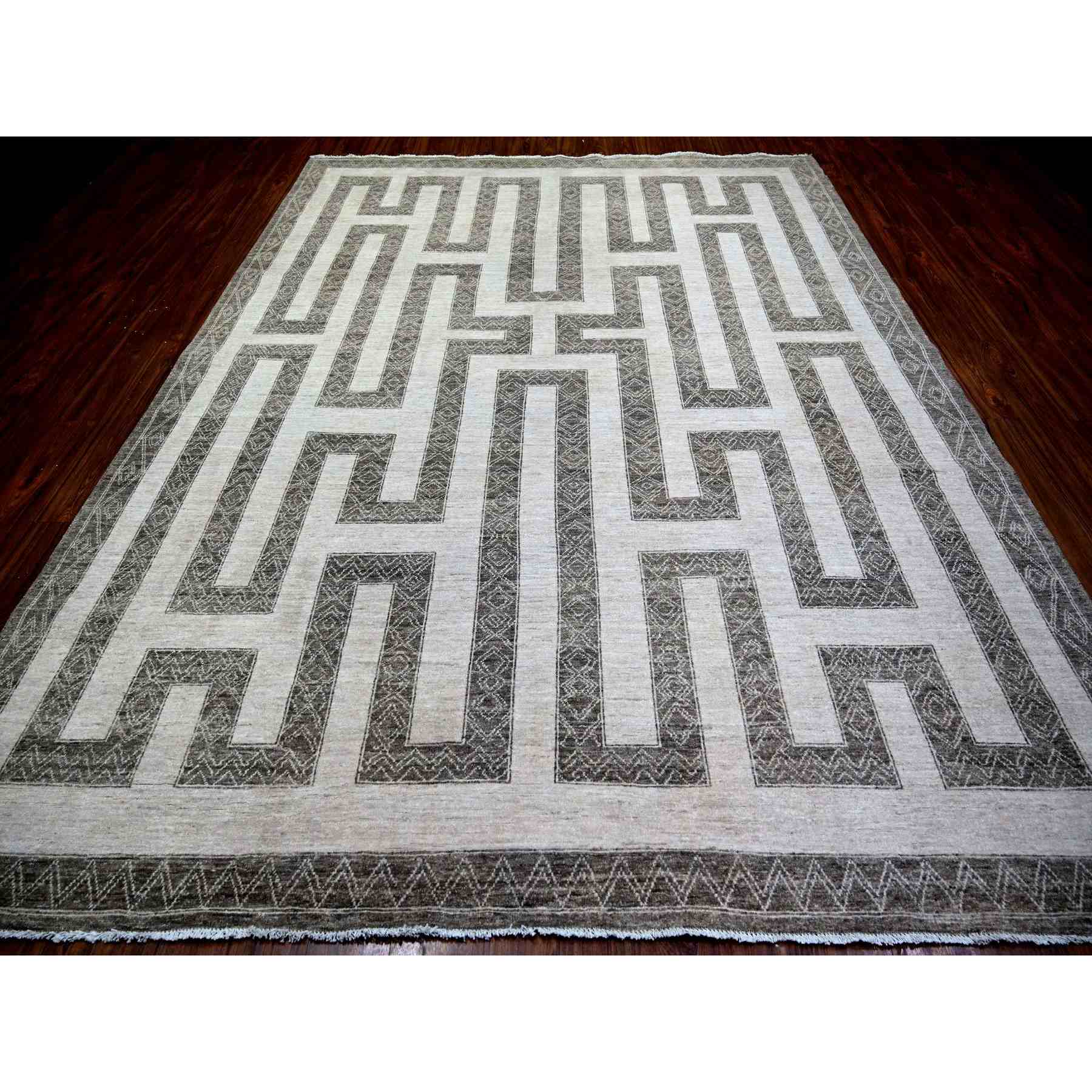 Oushak-And-Peshawar-Hand-Knotted-Rug-371065