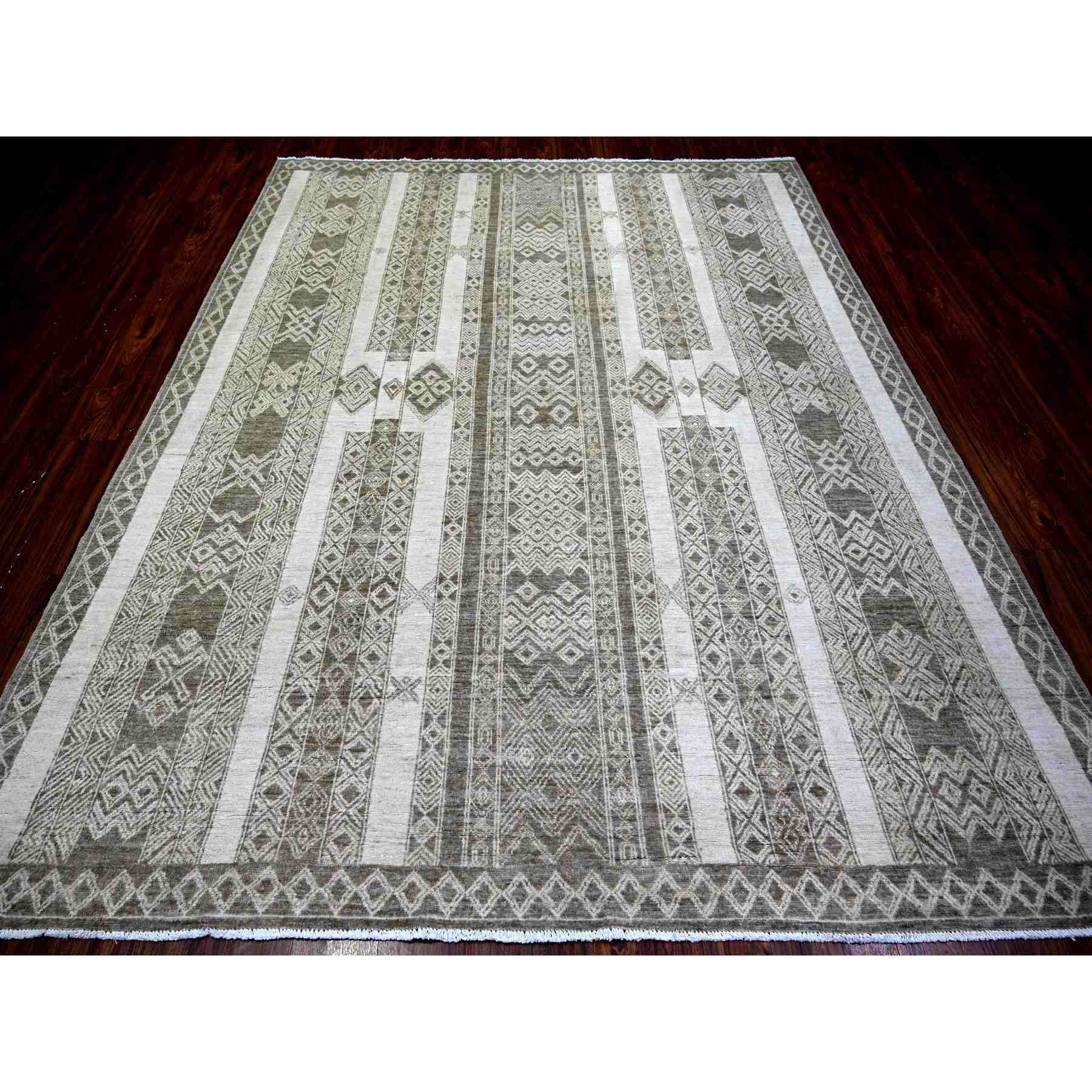 Oushak-And-Peshawar-Hand-Knotted-Rug-371485