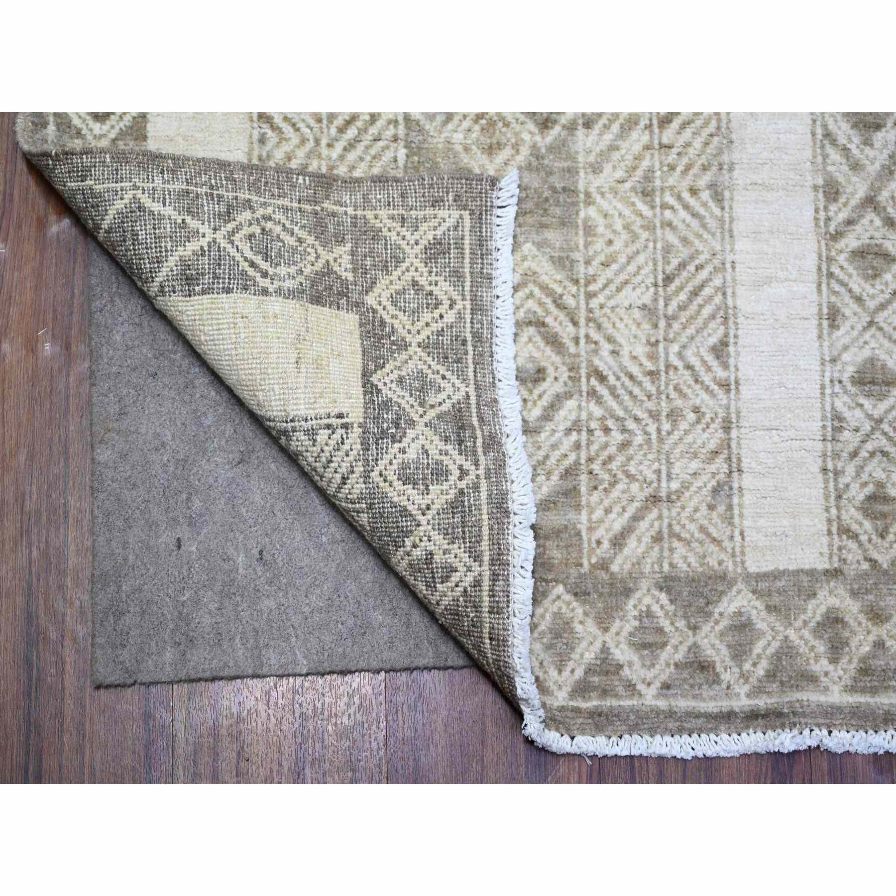 Oushak-And-Peshawar-Hand-Knotted-Rug-371485