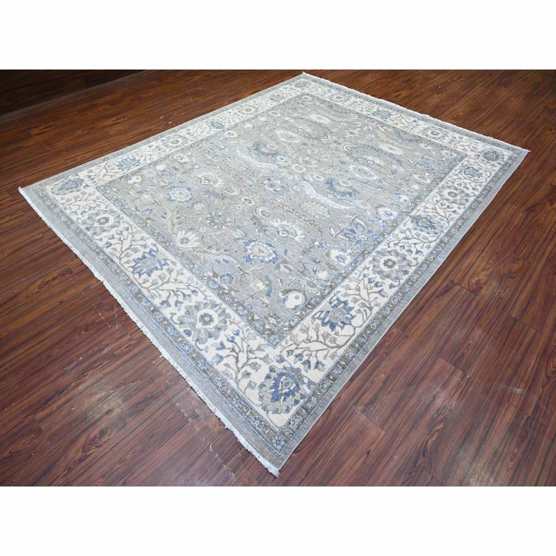 Heriz-Hand-Knotted-Rug-373395