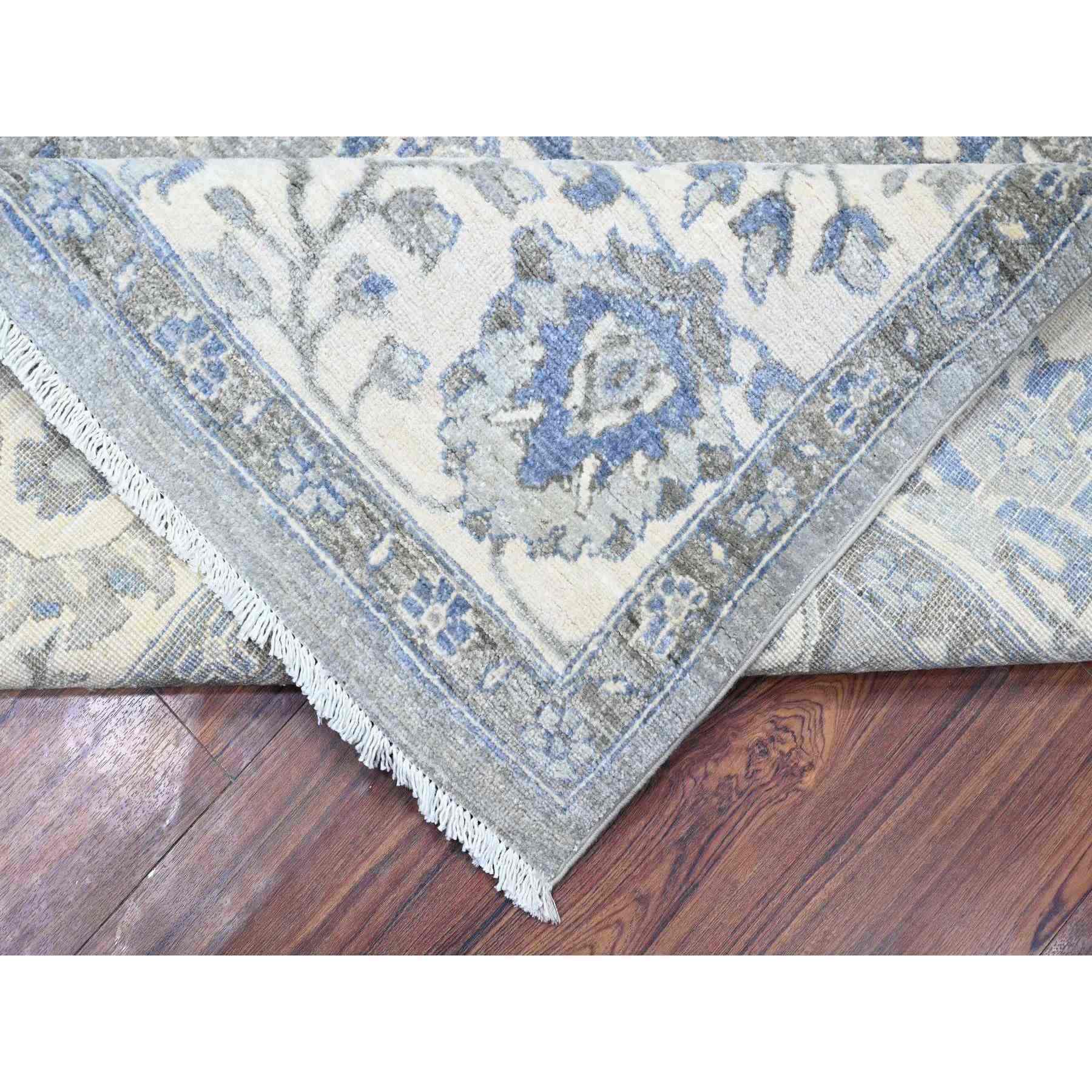 Heriz-Hand-Knotted-Rug-373395