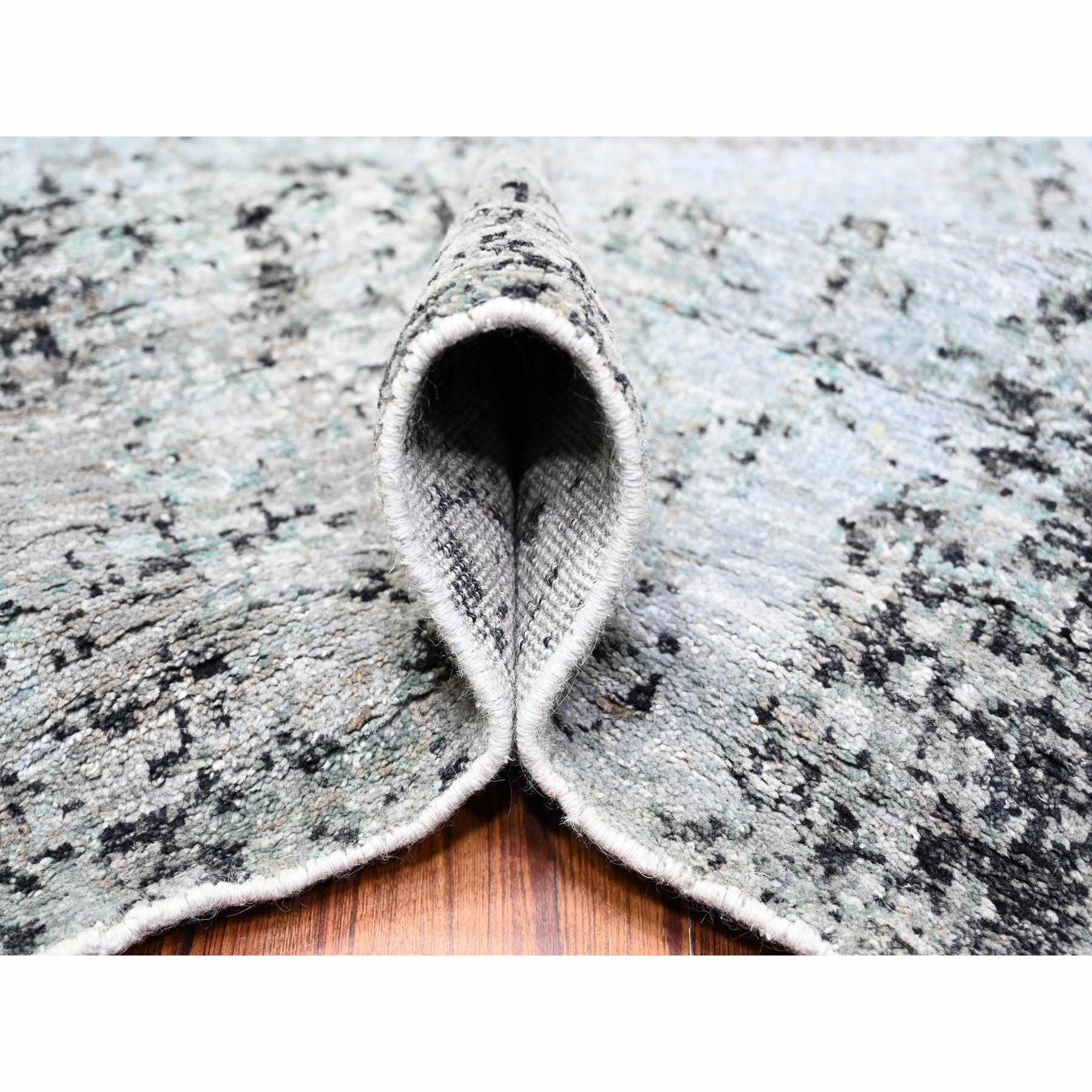Modern-and-Contemporary-Hand-Knotted-Rug-373140