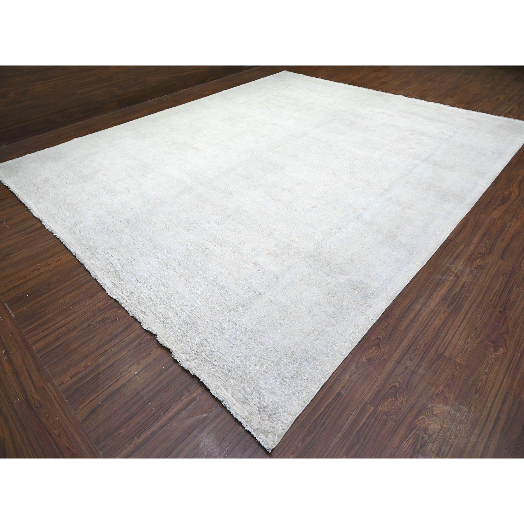 Oushak-And-Peshawar-Hand-Knotted-Rug-374855