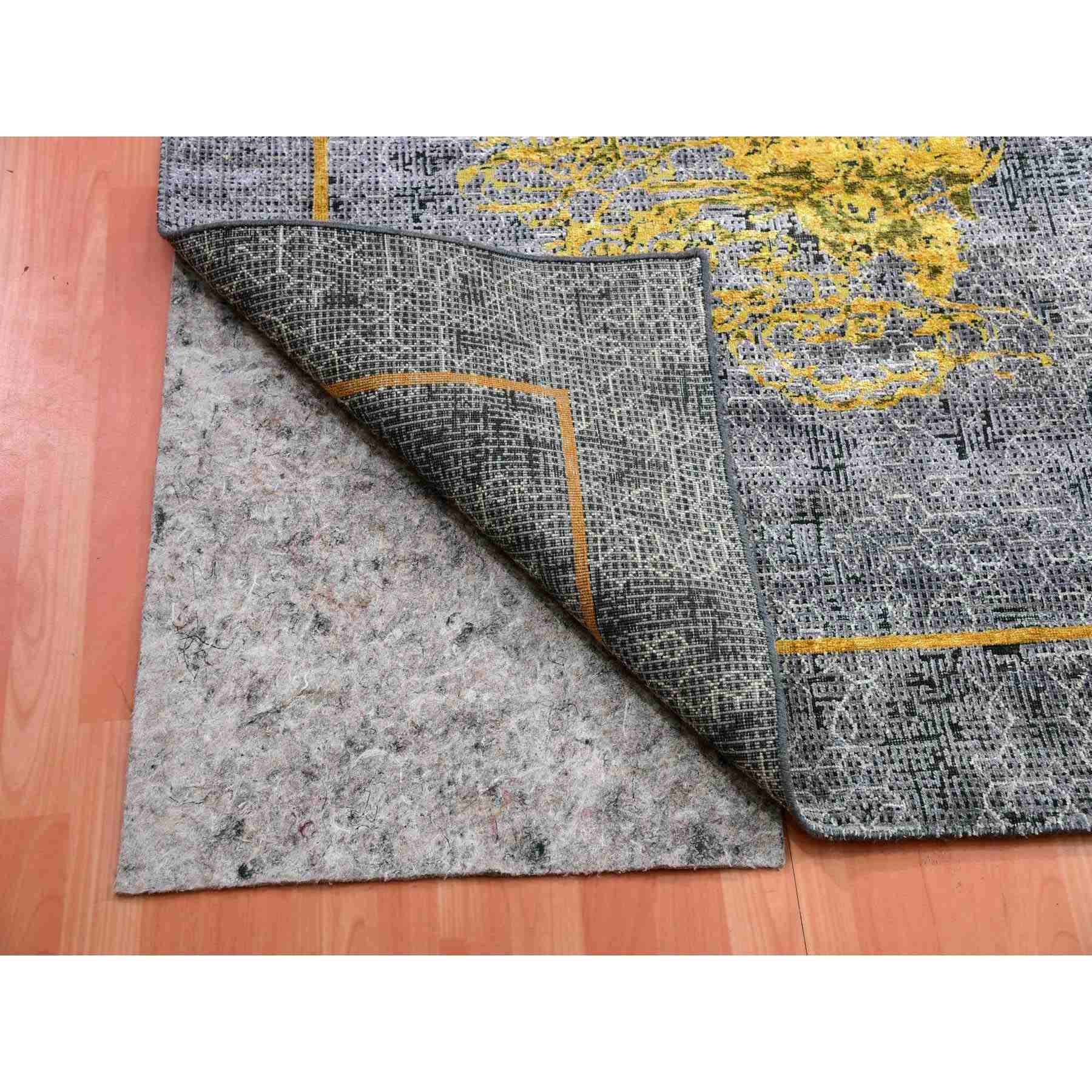 Fine-Oriental-Hand-Knotted-Rug-376575