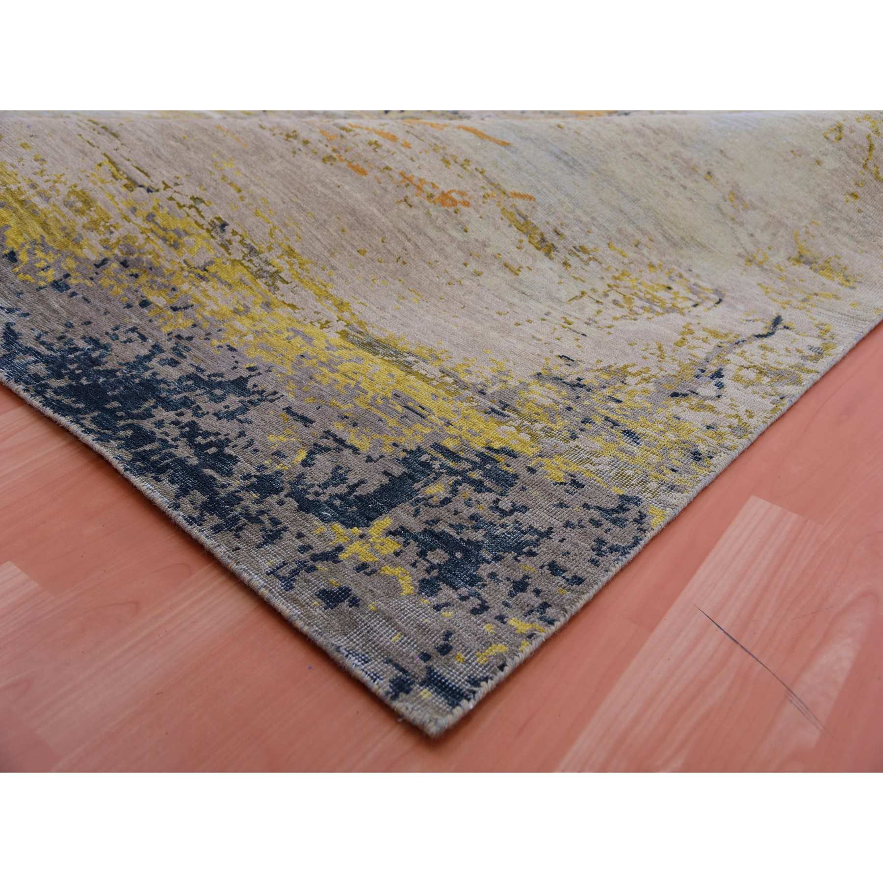 Fine-Oriental-Hand-Knotted-Rug-377070