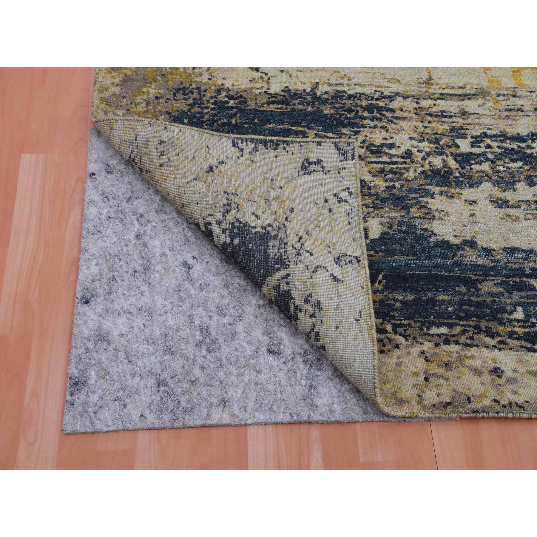 Fine-Oriental-Hand-Knotted-Rug-377175
