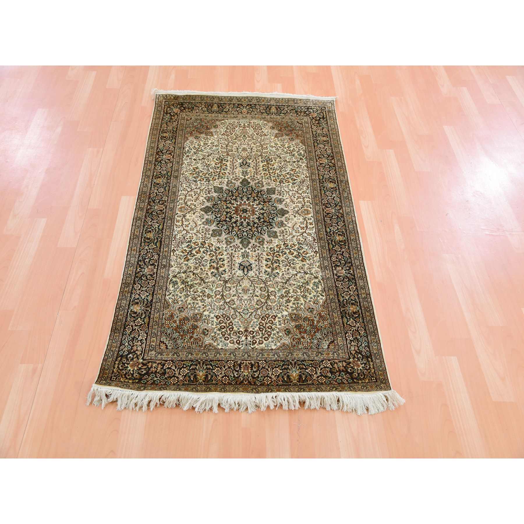 Fine-Oriental-Hand-Knotted-Rug-377190
