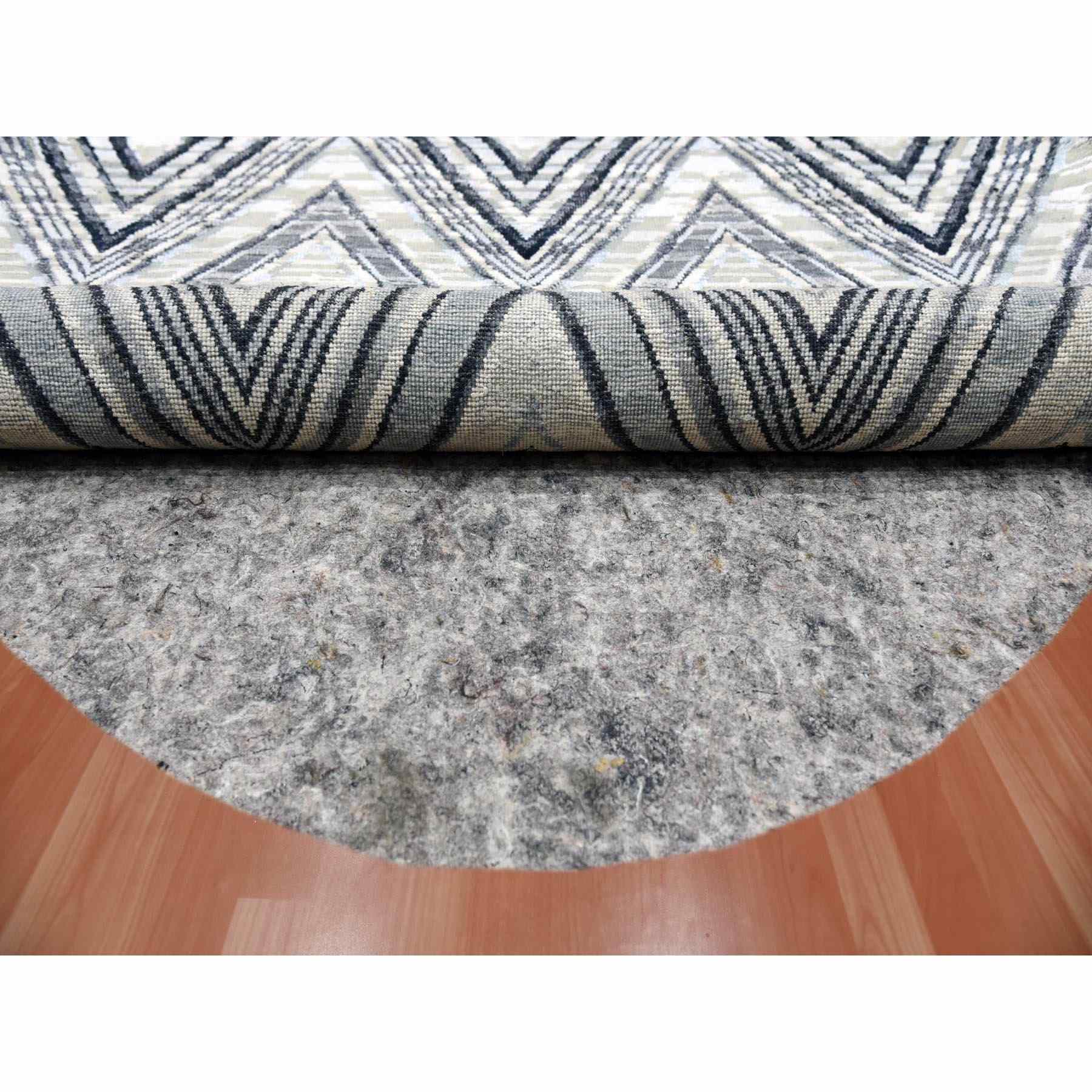 Modern-and-Contemporary-Hand-Knotted-Rug-375145