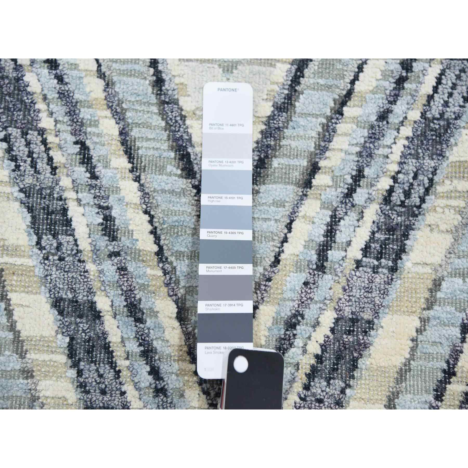 Modern-and-Contemporary-Hand-Knotted-Rug-375150