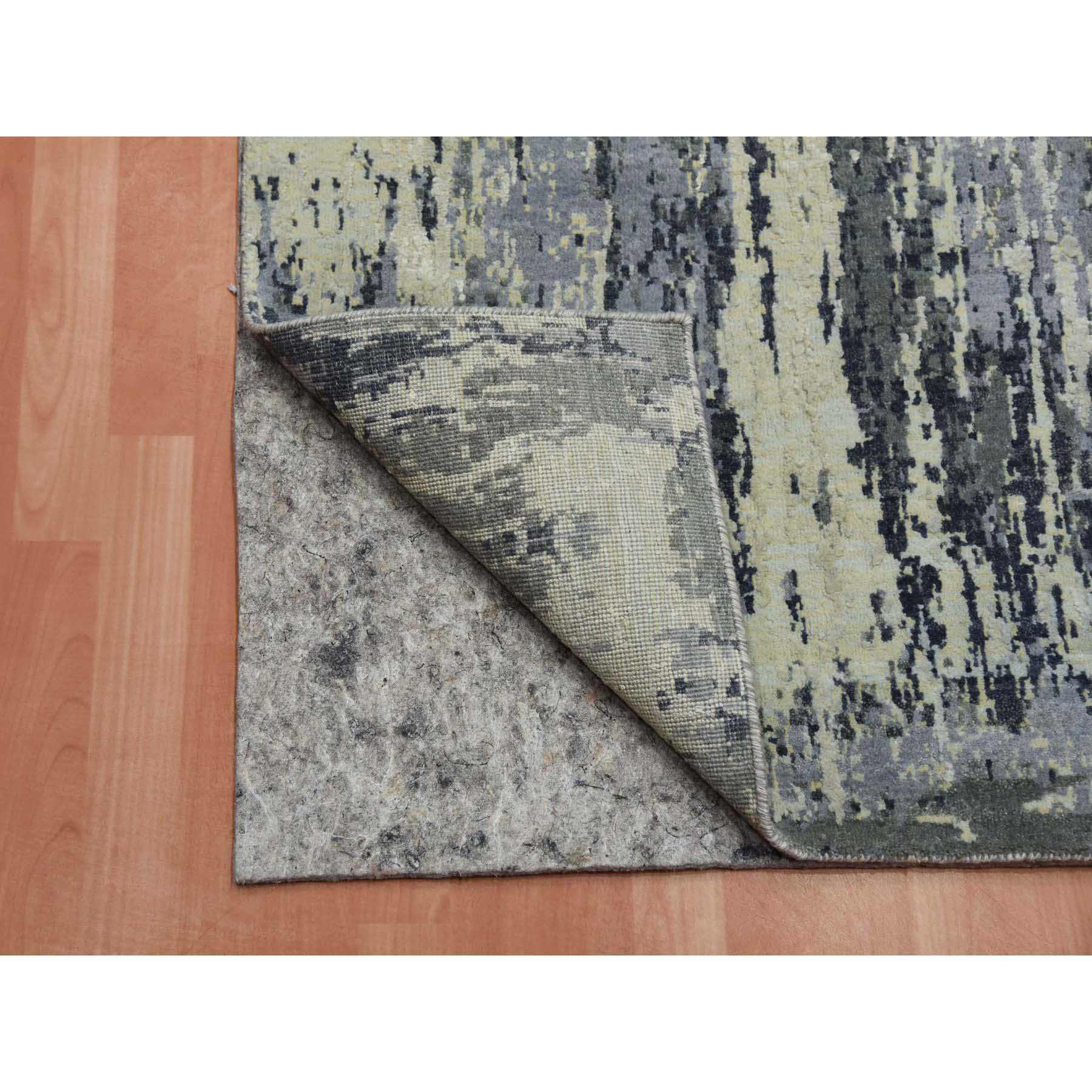 Modern-and-Contemporary-Hand-Knotted-Rug-375375