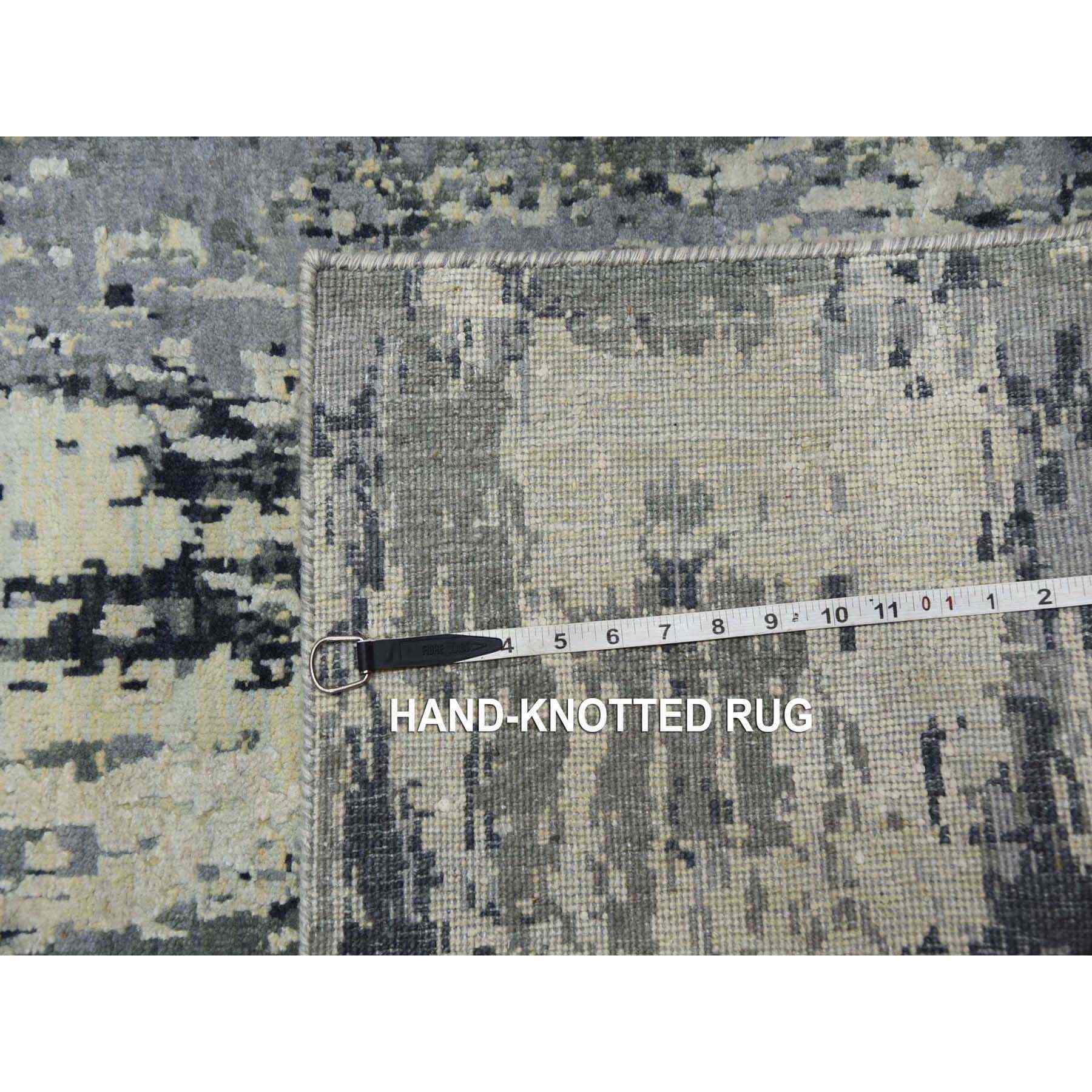 Modern-and-Contemporary-Hand-Knotted-Rug-375375