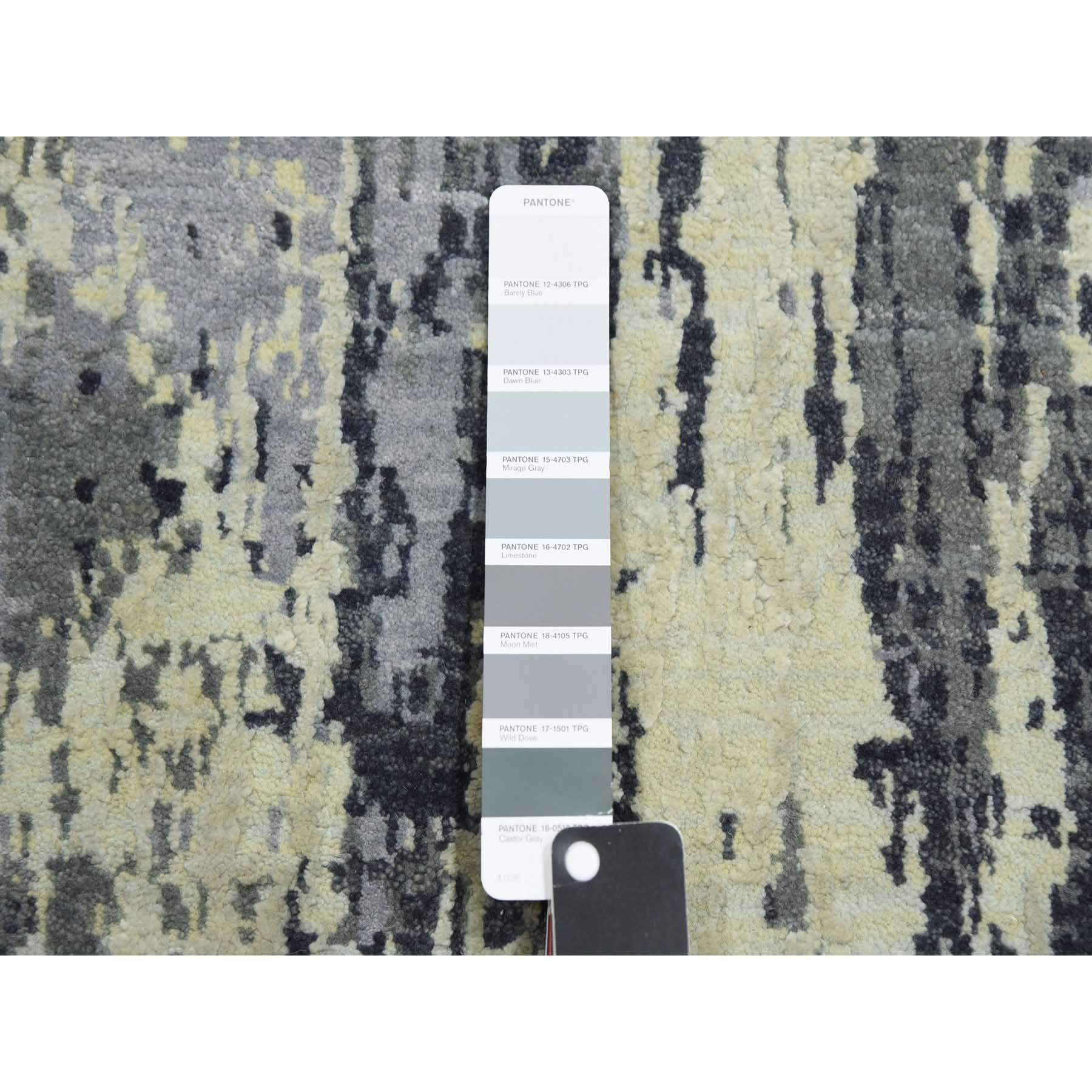Modern-and-Contemporary-Hand-Knotted-Rug-375380