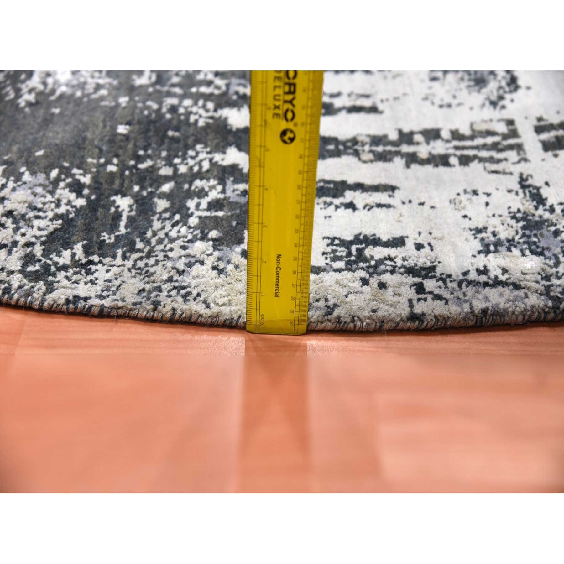 Modern-and-Contemporary-Hand-Knotted-Rug-375435