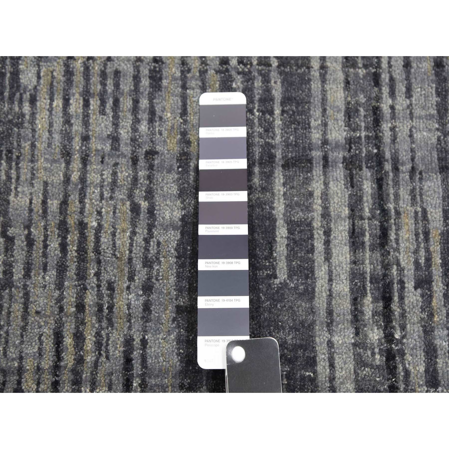 Modern-and-Contemporary-Hand-Knotted-Rug-375590