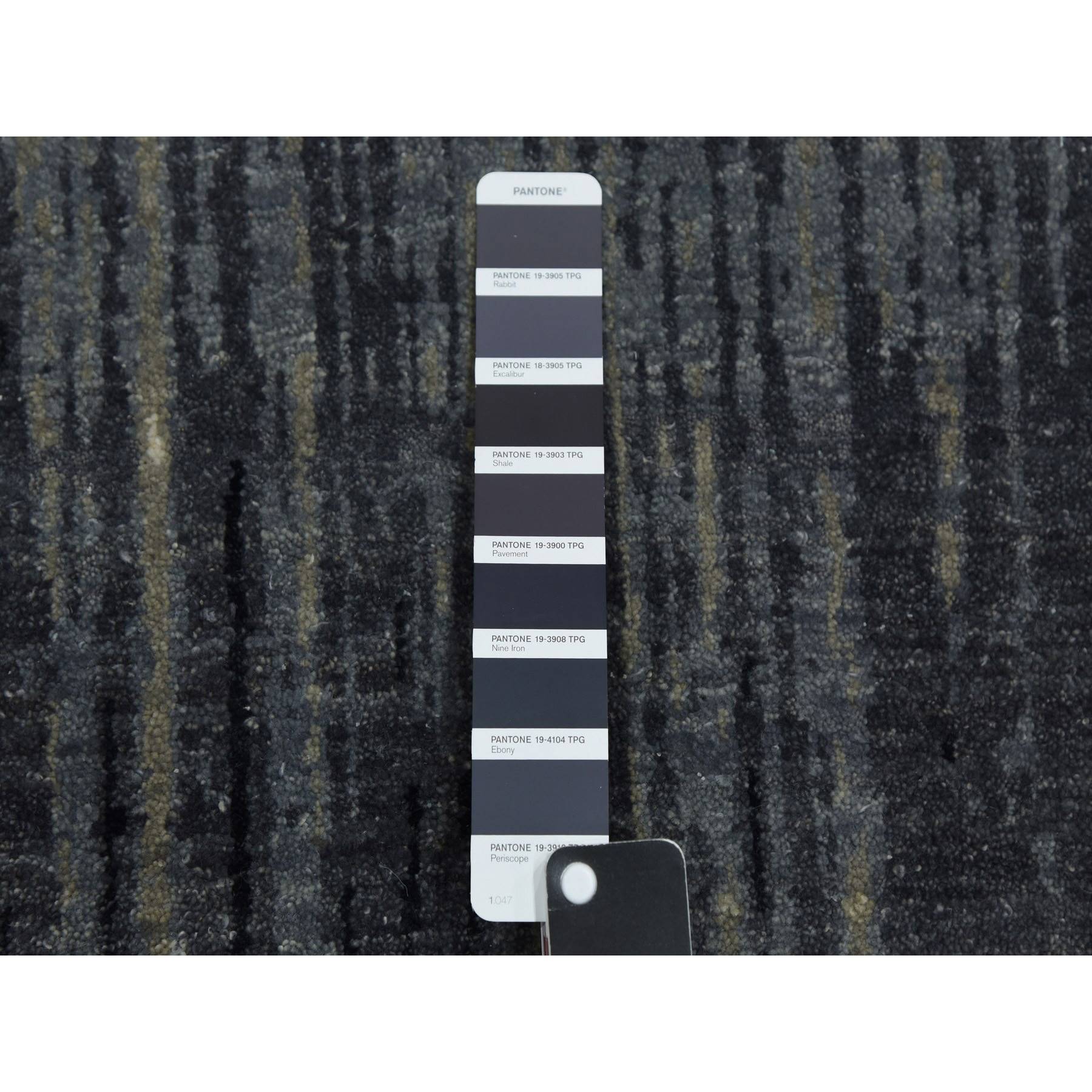 Modern-and-Contemporary-Hand-Knotted-Rug-375710