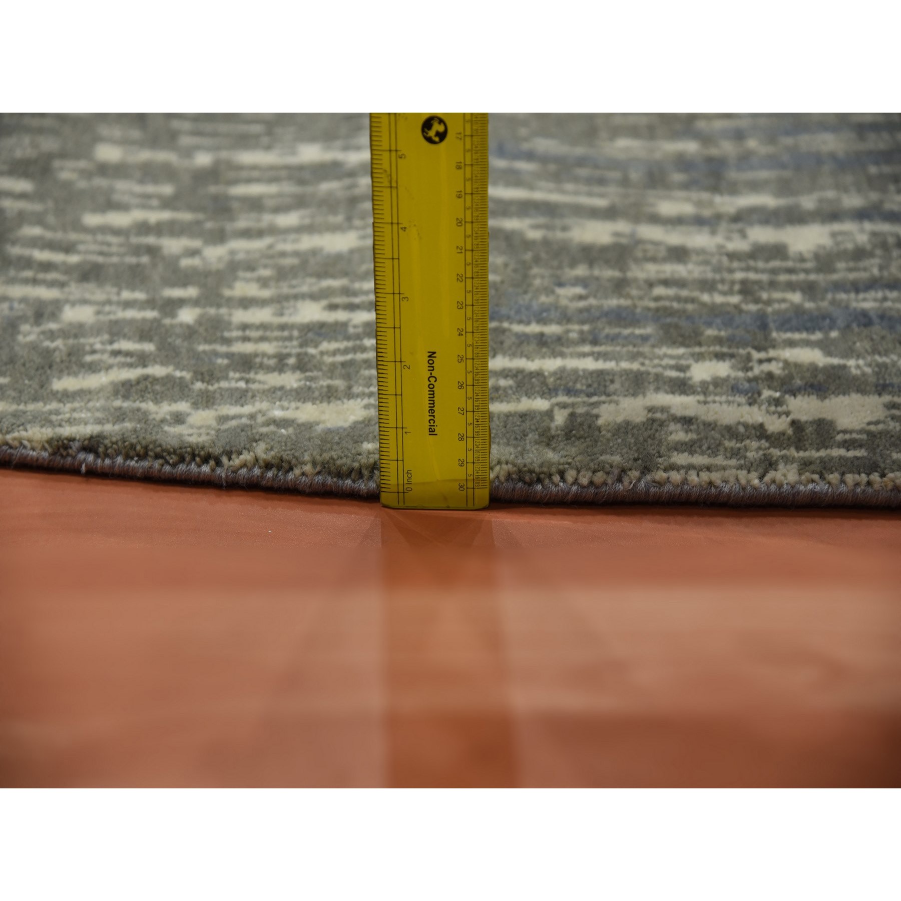 Modern-and-Contemporary-Hand-Knotted-Rug-375710