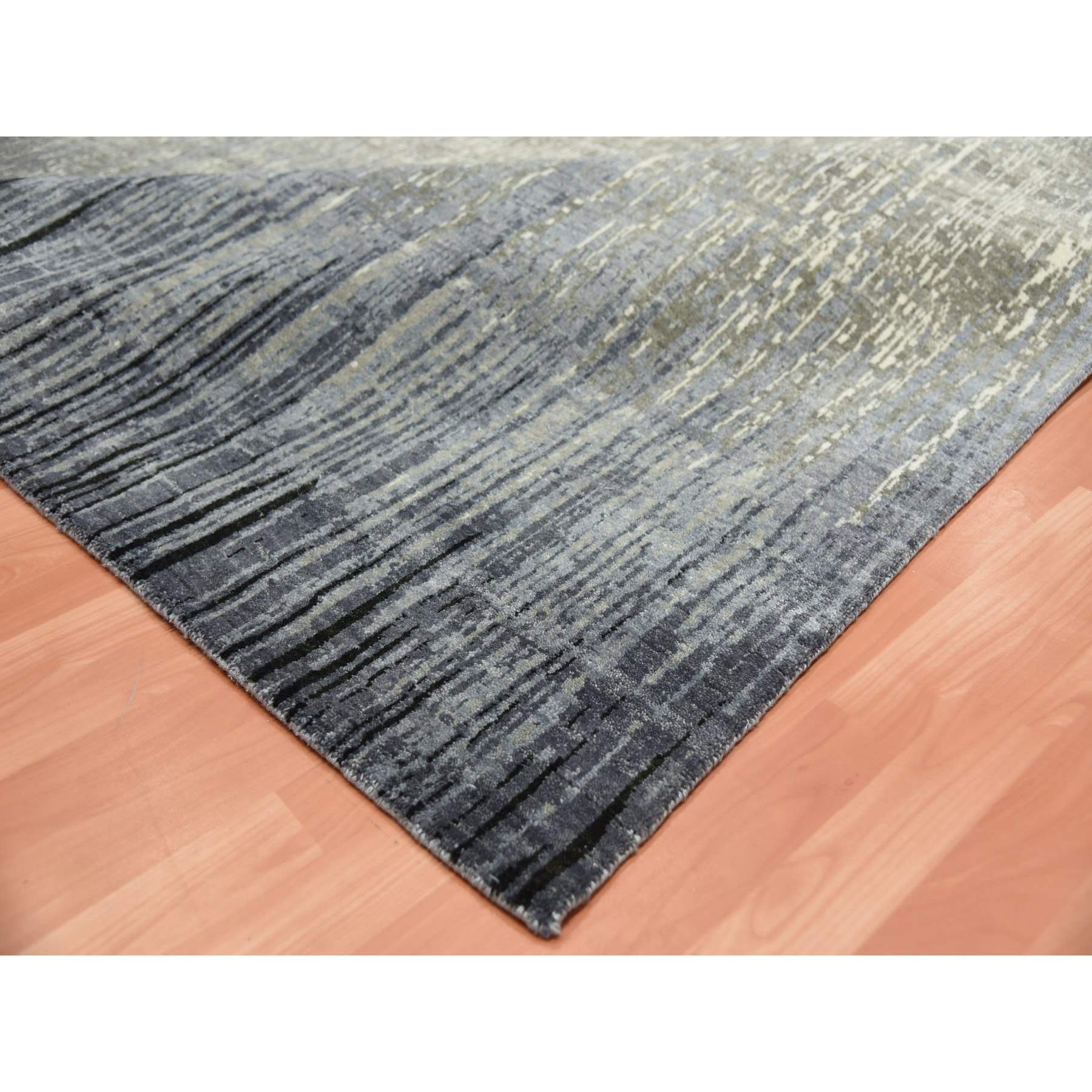Modern-and-Contemporary-Hand-Knotted-Rug-375715