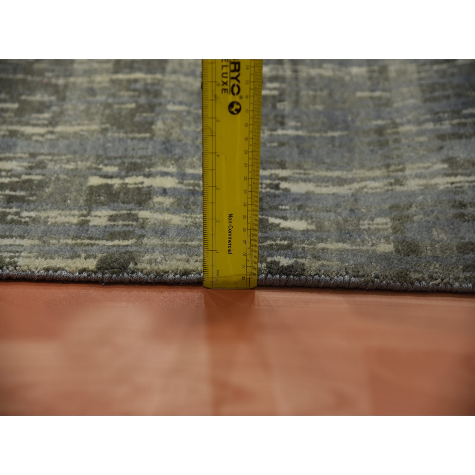 Modern-and-Contemporary-Hand-Knotted-Rug-375720