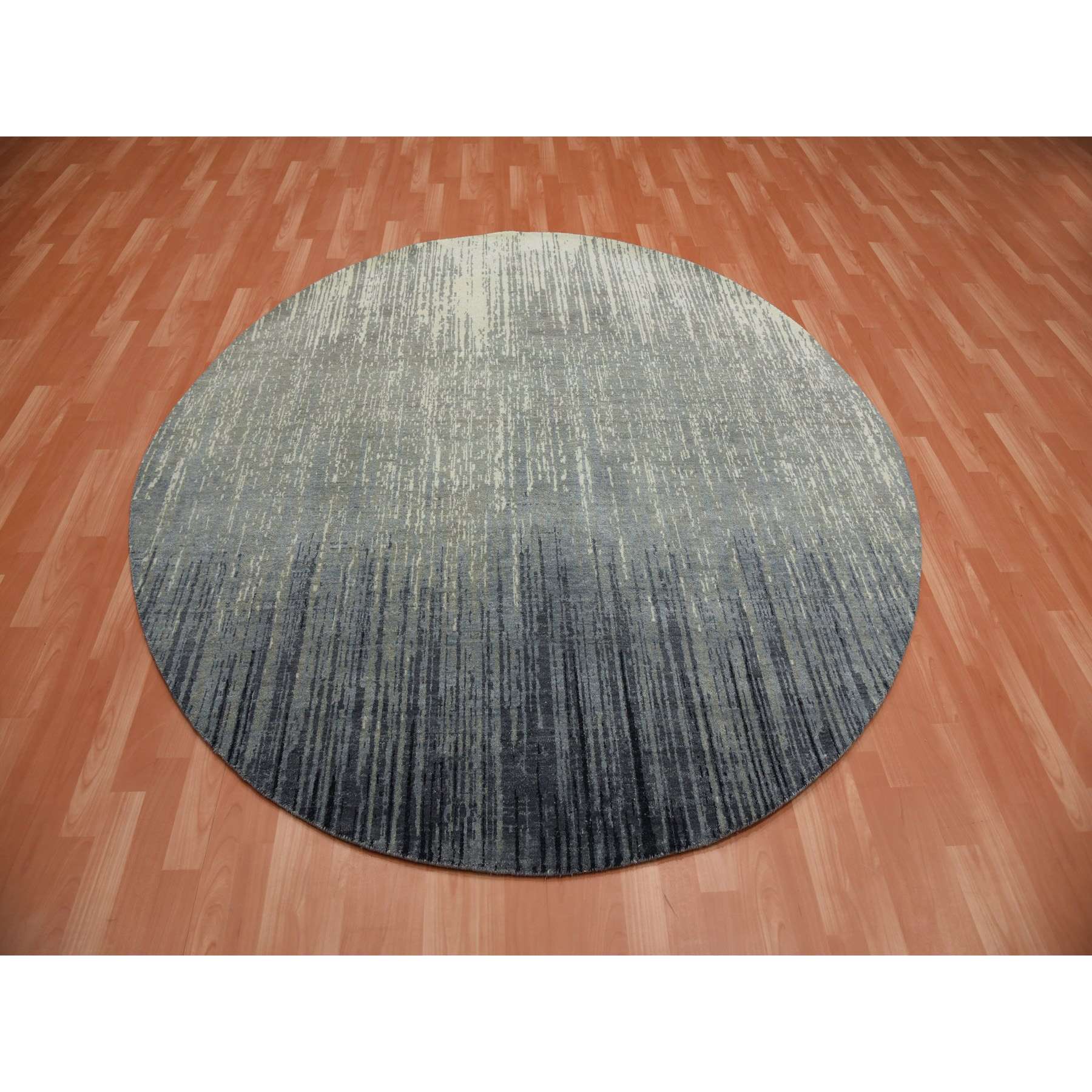 Modern-and-Contemporary-Hand-Knotted-Rug-375735