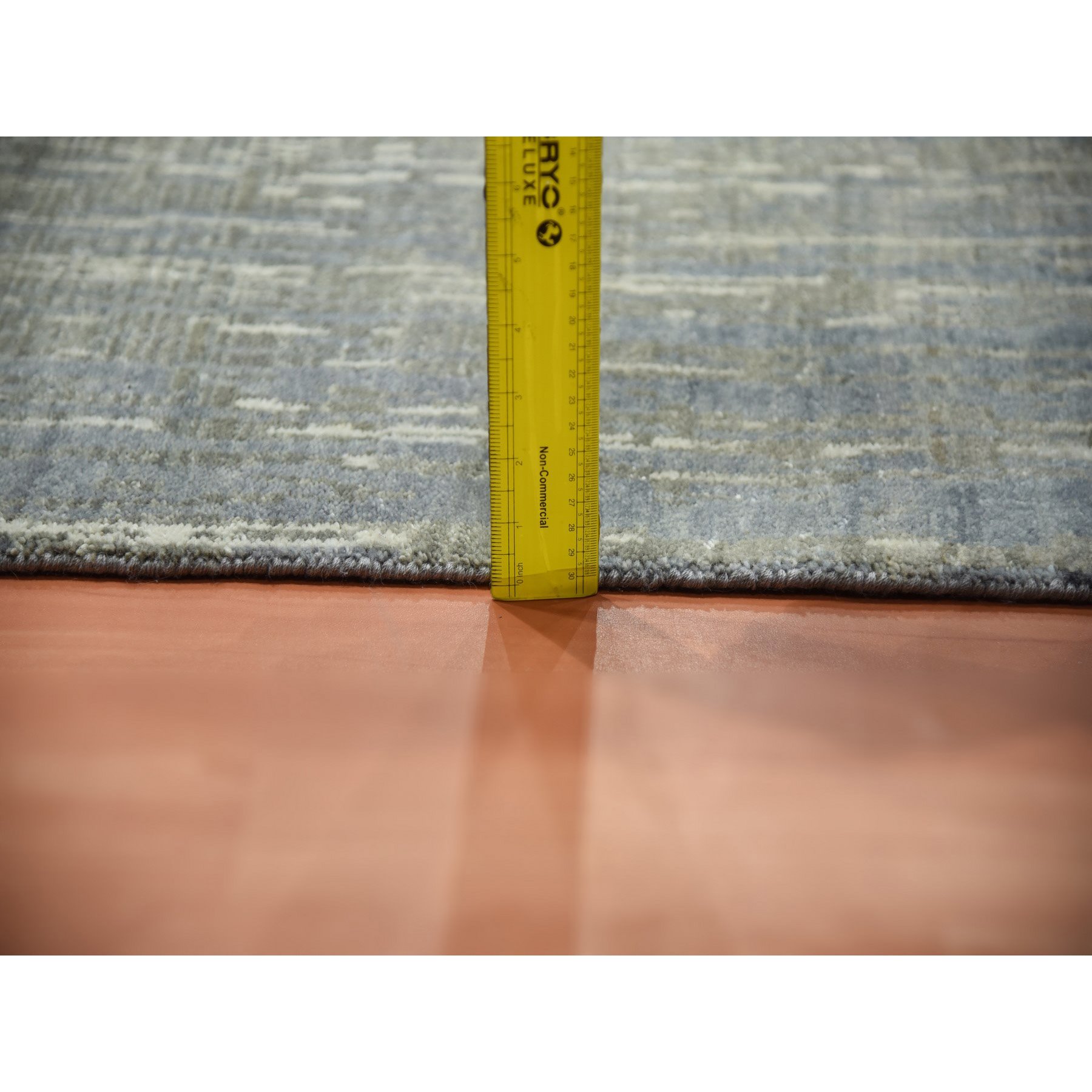 Modern-and-Contemporary-Hand-Knotted-Rug-375750