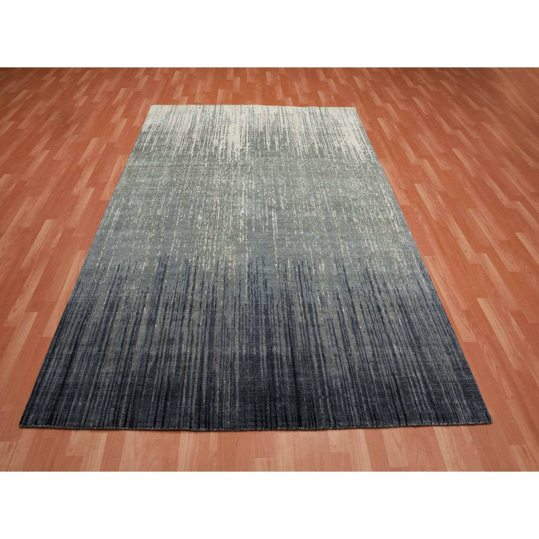 Modern-and-Contemporary-Hand-Knotted-Rug-375910