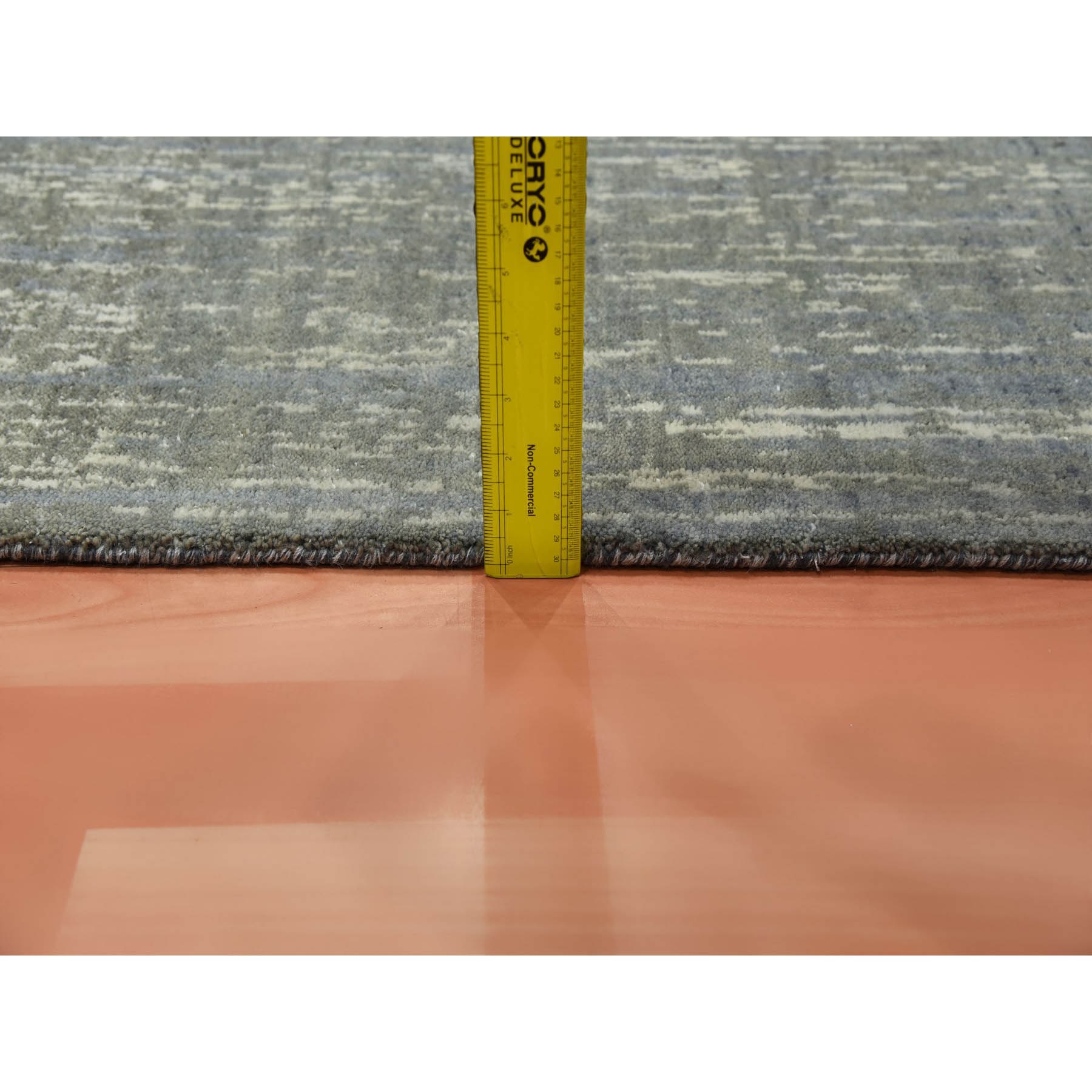 Modern-and-Contemporary-Hand-Knotted-Rug-375910
