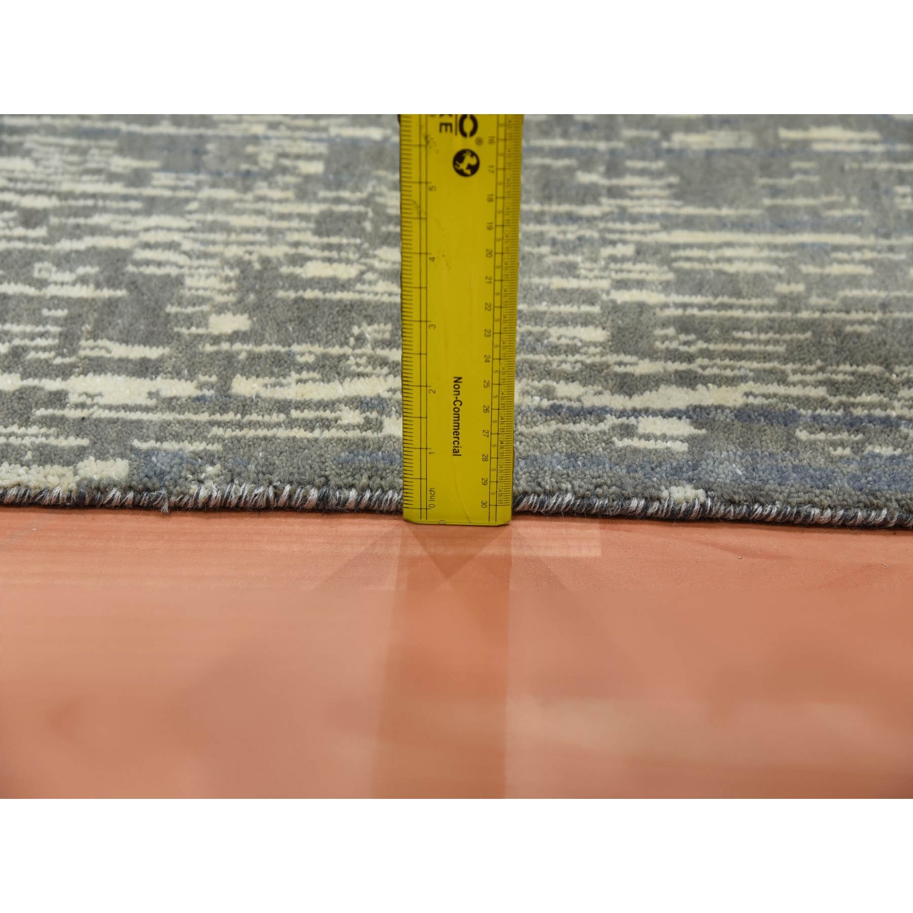 Modern-and-Contemporary-Hand-Knotted-Rug-375920
