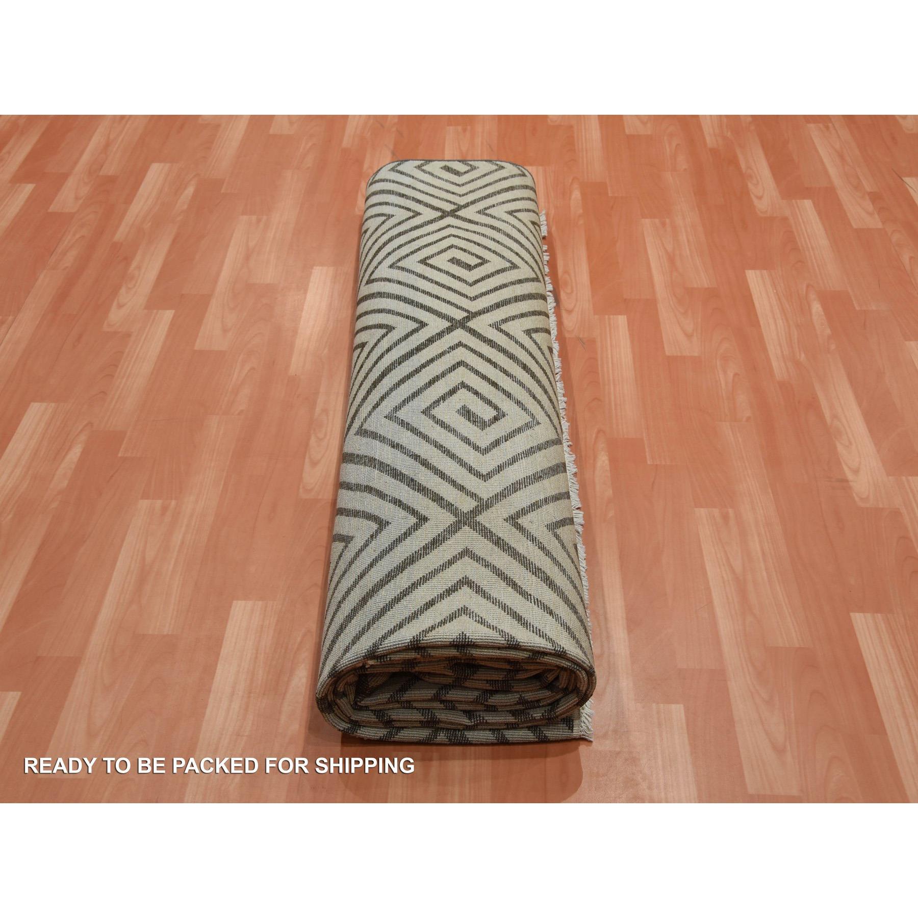 Modern-and-Contemporary-Hand-Knotted-Rug-376100