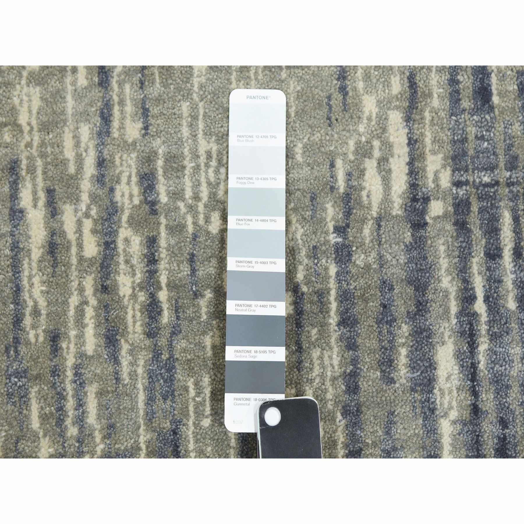 Modern-and-Contemporary-Hand-Knotted-Rug-376255