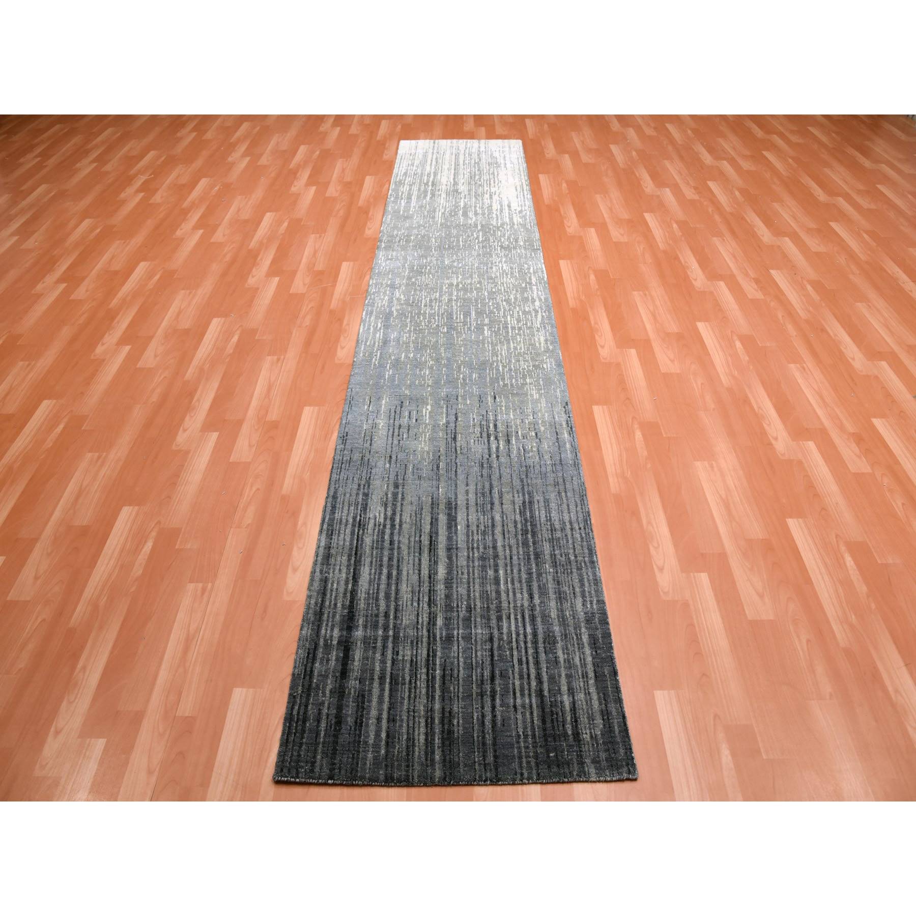 Modern-and-Contemporary-Hand-Knotted-Rug-376300