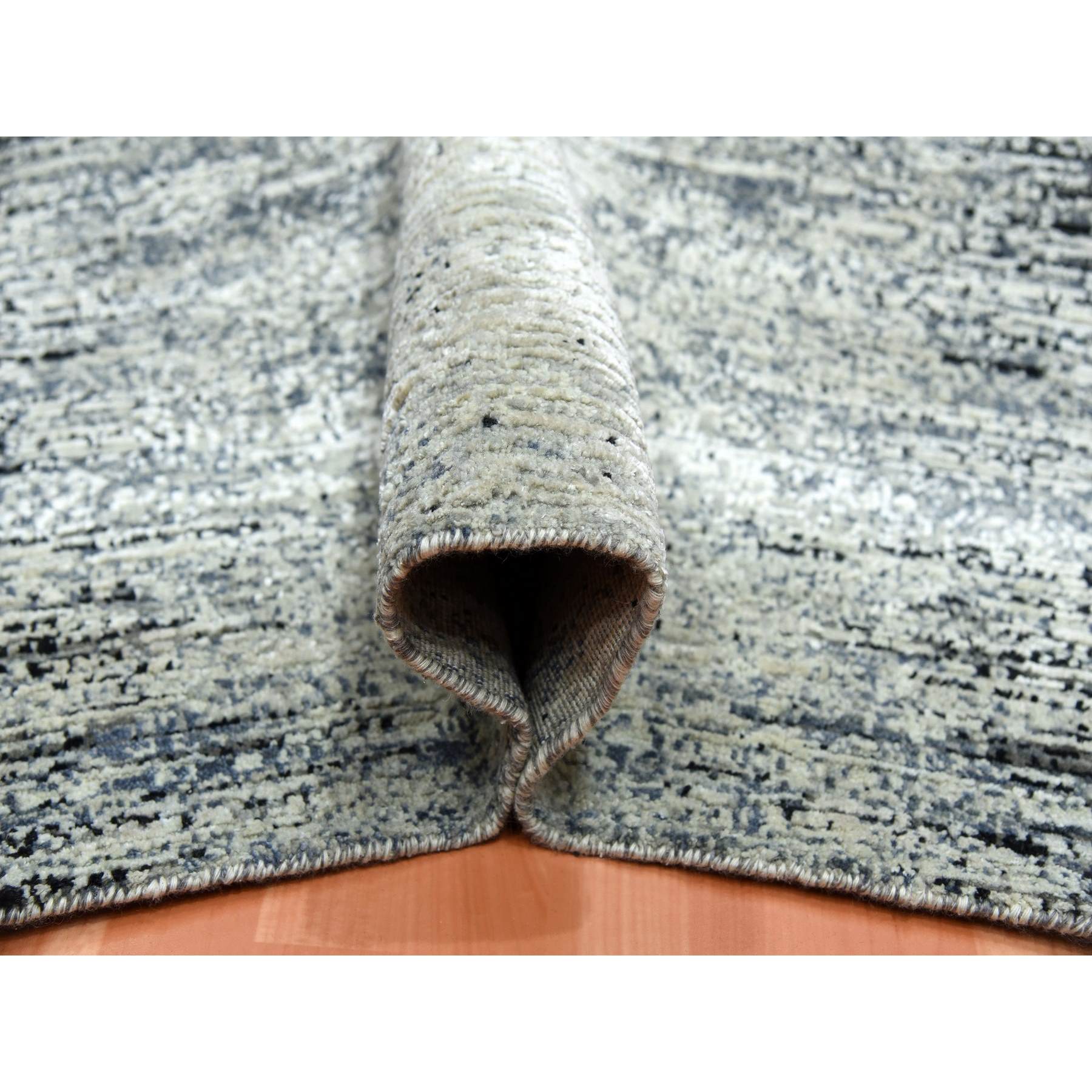 Modern-and-Contemporary-Hand-Knotted-Rug-376425