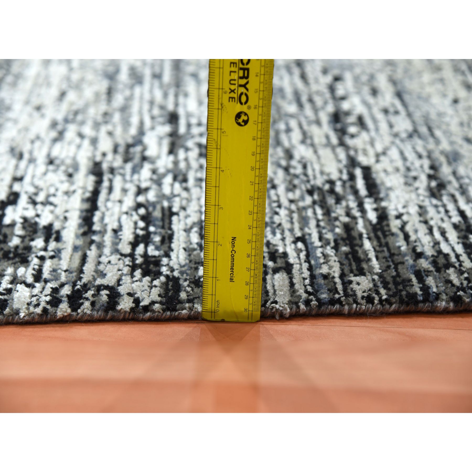 Modern-and-Contemporary-Hand-Knotted-Rug-376425