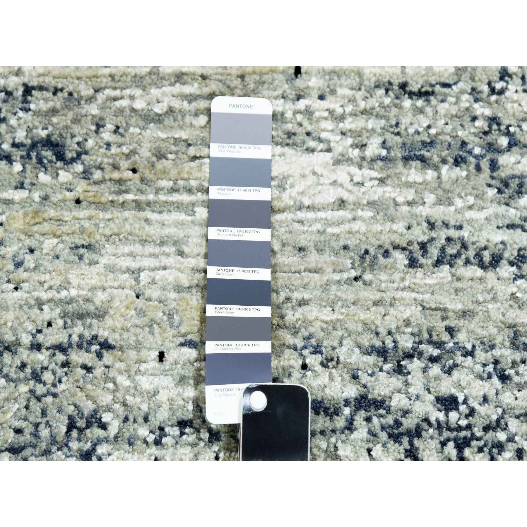 Modern-and-Contemporary-Hand-Knotted-Rug-376430