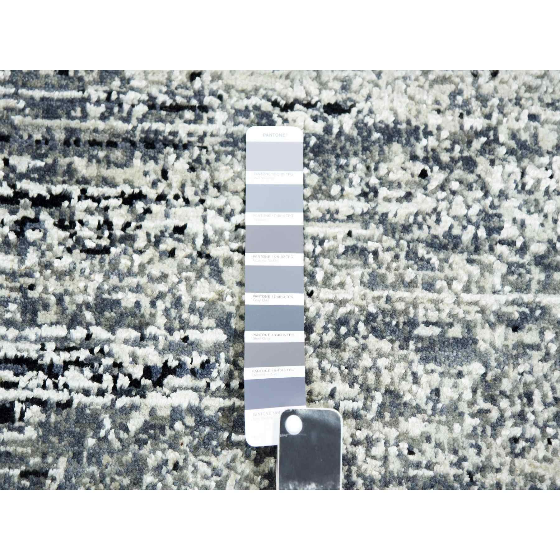 Modern-and-Contemporary-Hand-Knotted-Rug-376435