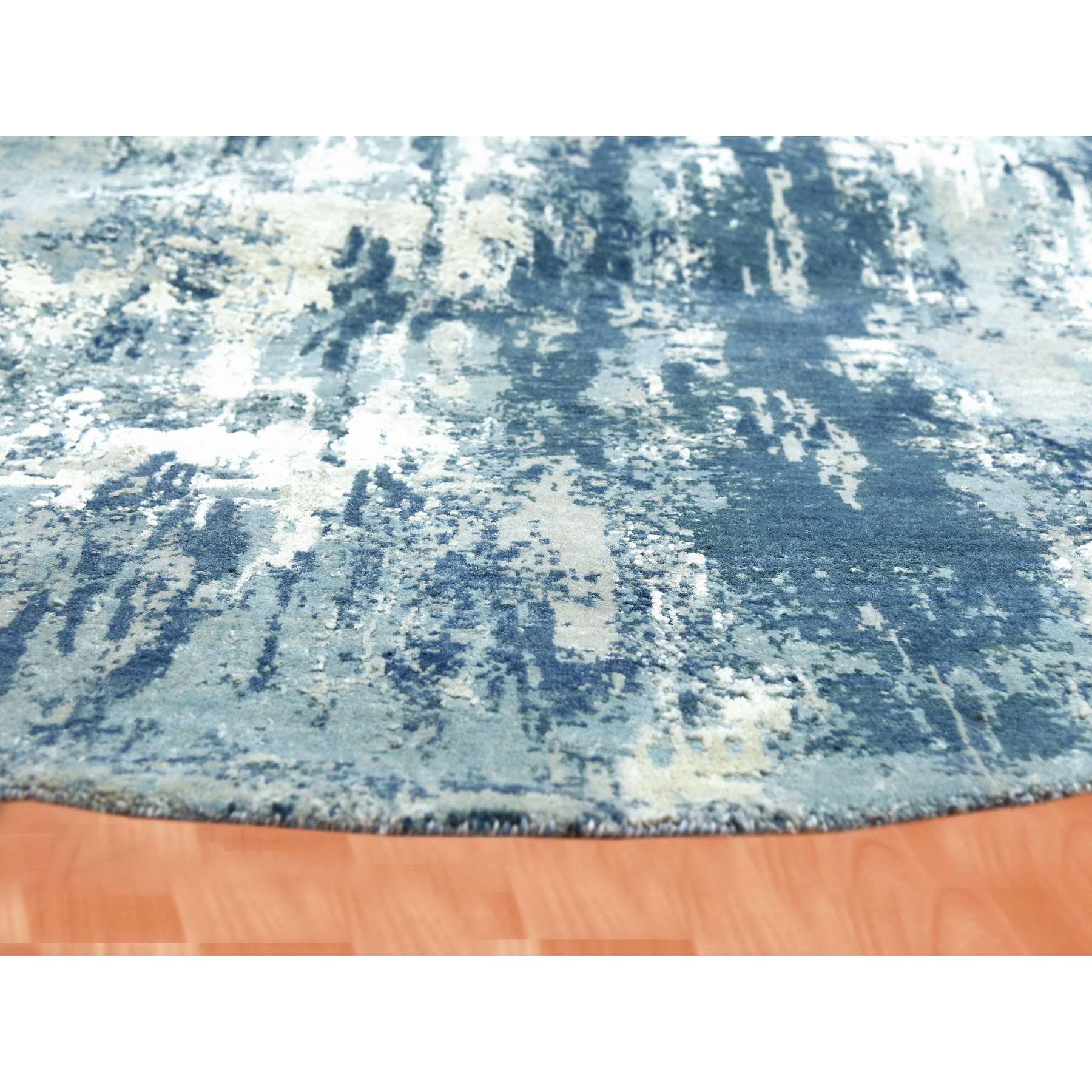 Modern-and-Contemporary-Hand-Knotted-Rug-376470