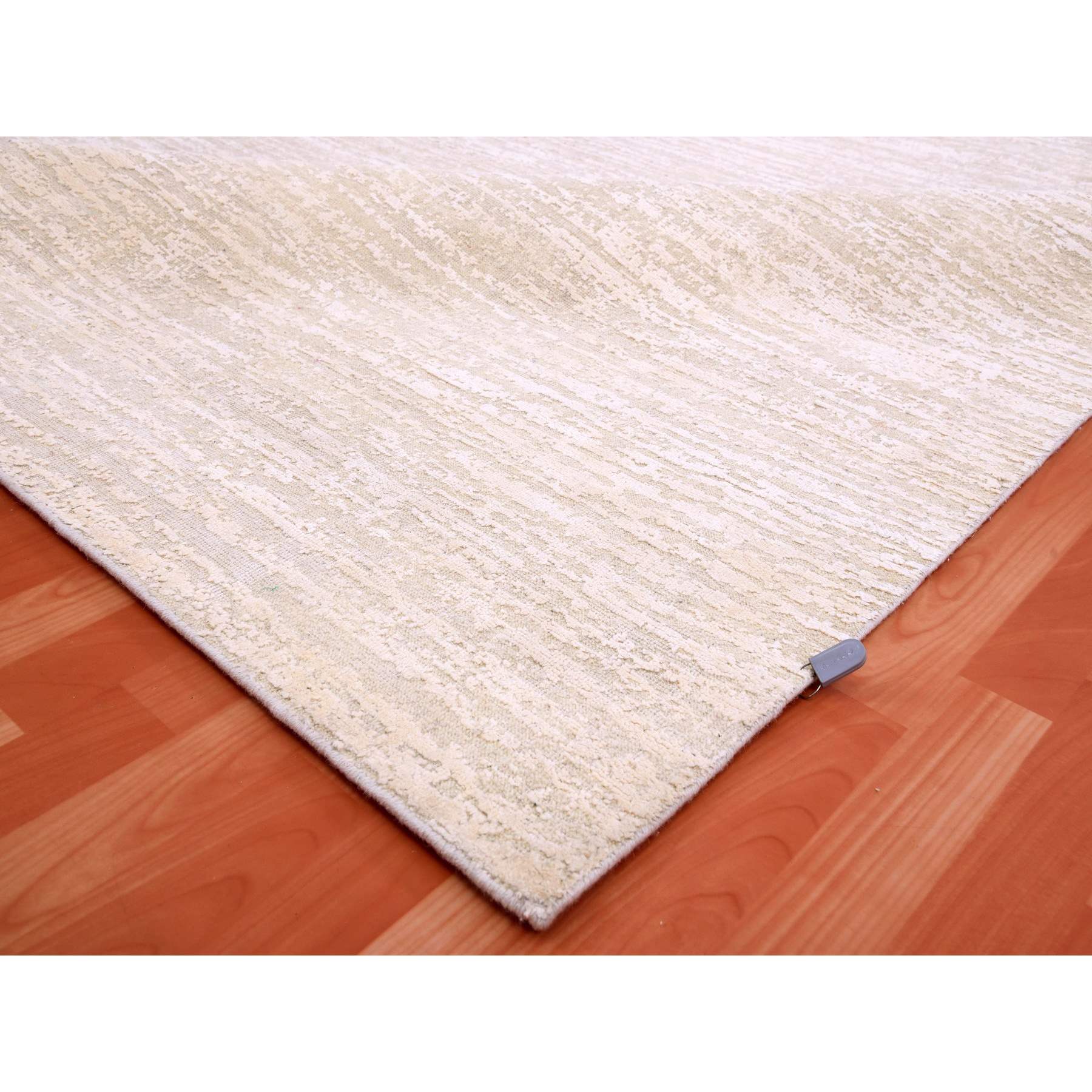 Modern-and-Contemporary-Hand-Knotted-Rug-376490