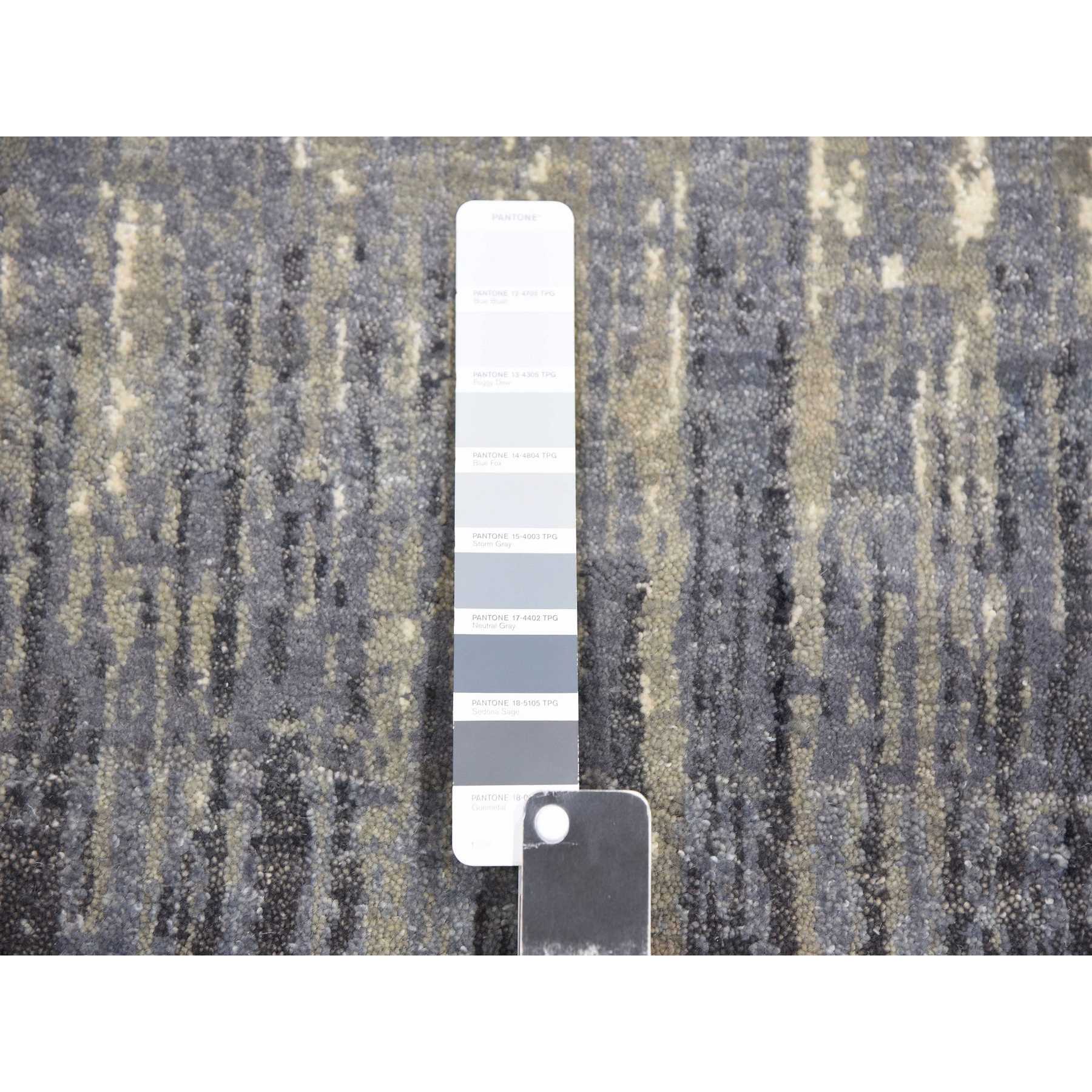 Modern-and-Contemporary-Hand-Knotted-Rug-376540