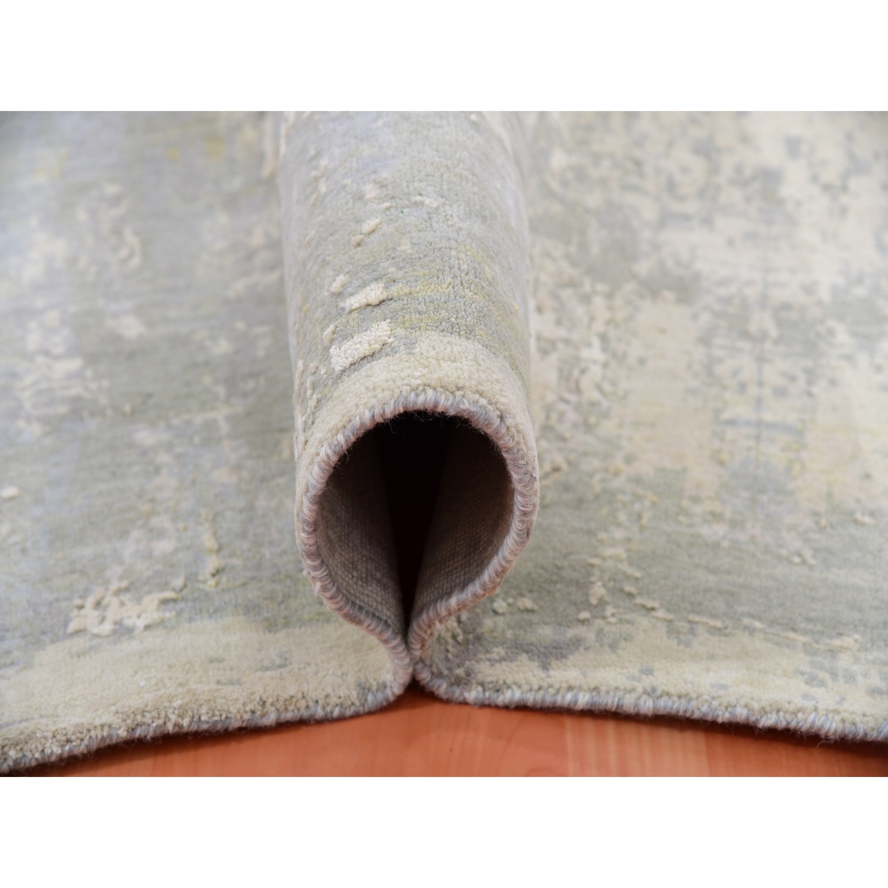 Modern-and-Contemporary-Hand-Knotted-Rug-376670