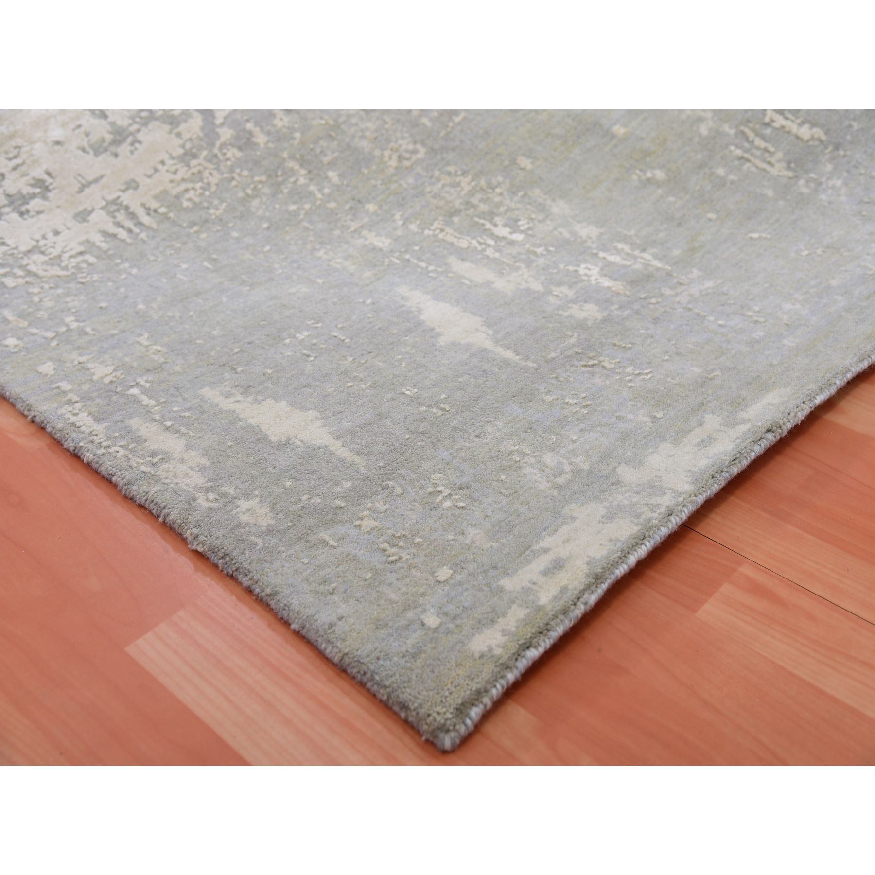 Modern-and-Contemporary-Hand-Knotted-Rug-376670