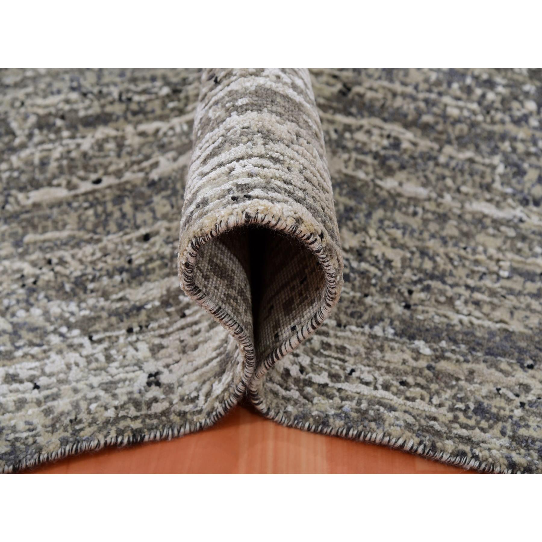 Modern-and-Contemporary-Hand-Knotted-Rug-376700