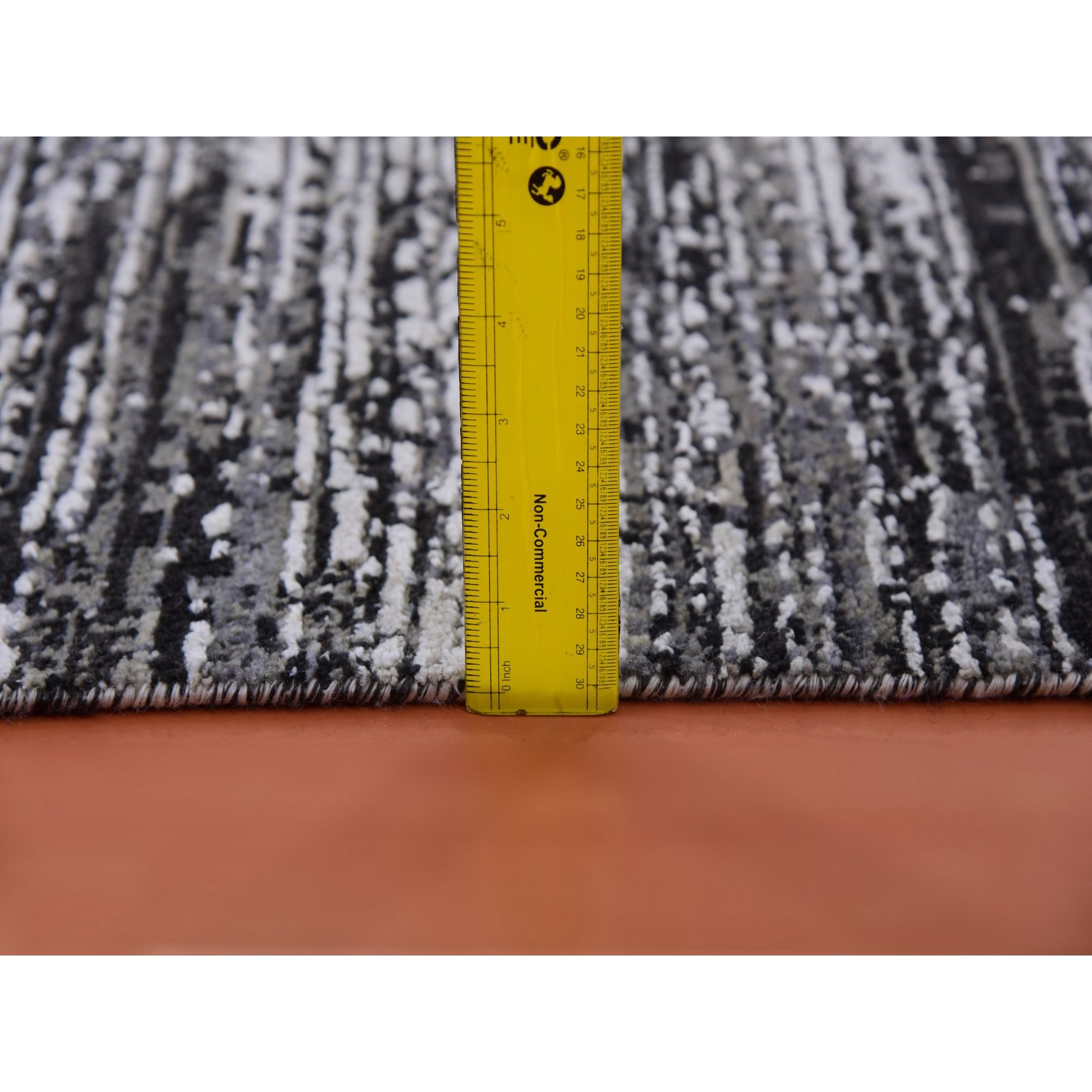 Modern-and-Contemporary-Hand-Knotted-Rug-376700