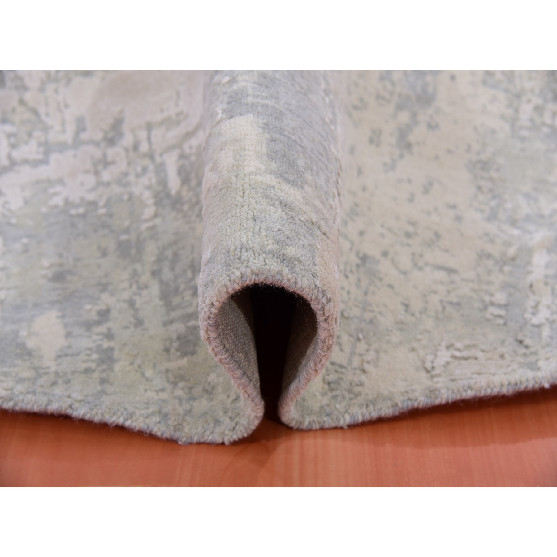 Modern-and-Contemporary-Hand-Knotted-Rug-376730
