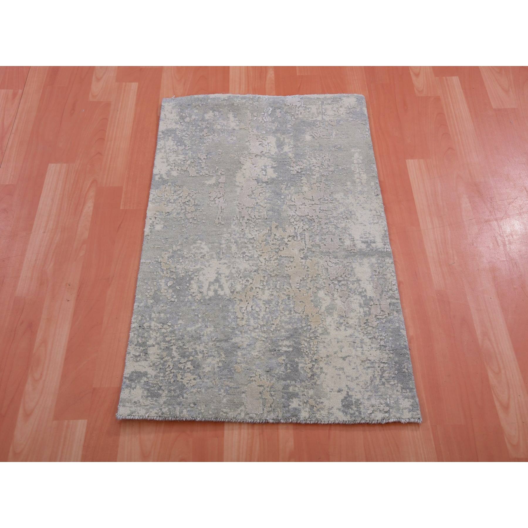 Modern-and-Contemporary-Hand-Knotted-Rug-376760