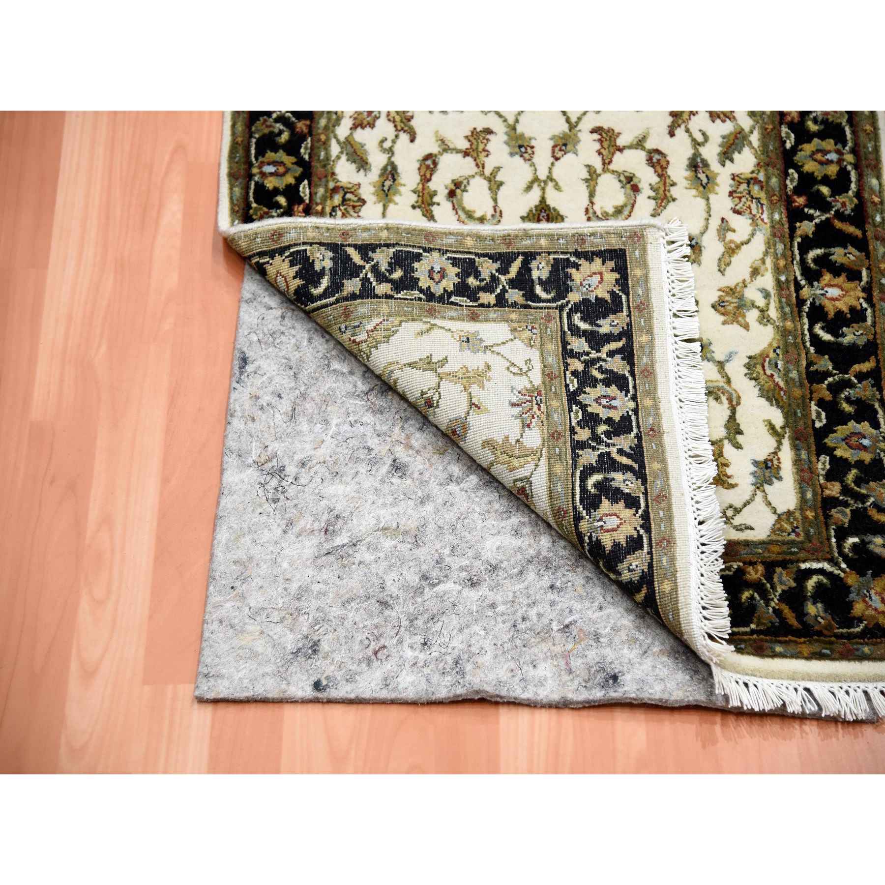 Rajasthan-Hand-Knotted-Rug-376385