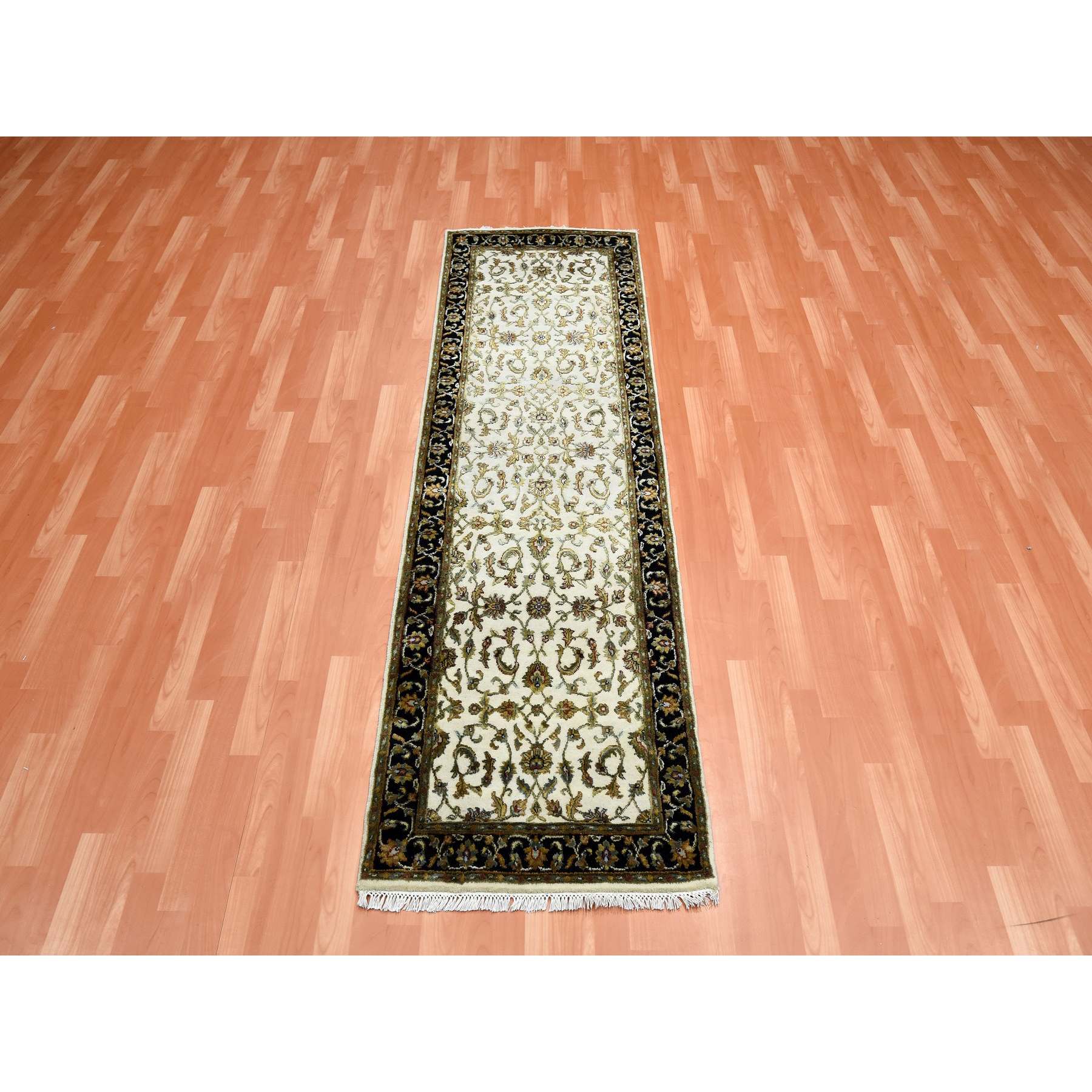 Rajasthan-Hand-Knotted-Rug-376390