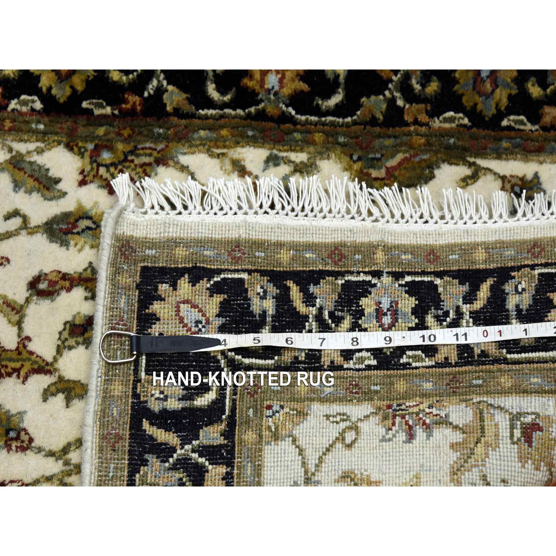 Rajasthan-Hand-Knotted-Rug-376390
